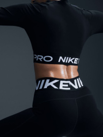 NIKE FV7382-010 модель FV7382-010 Фото