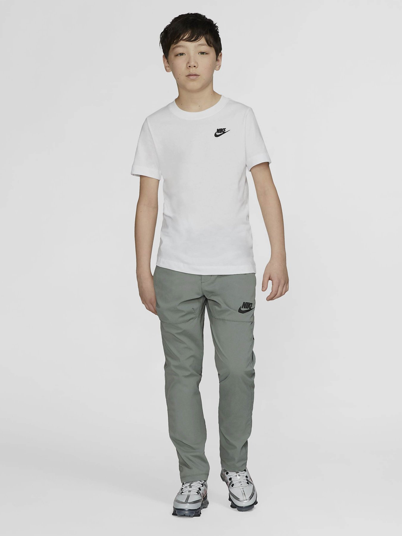 Футболка NIKE SPORTSWEAR модель AR5254-100 Фото