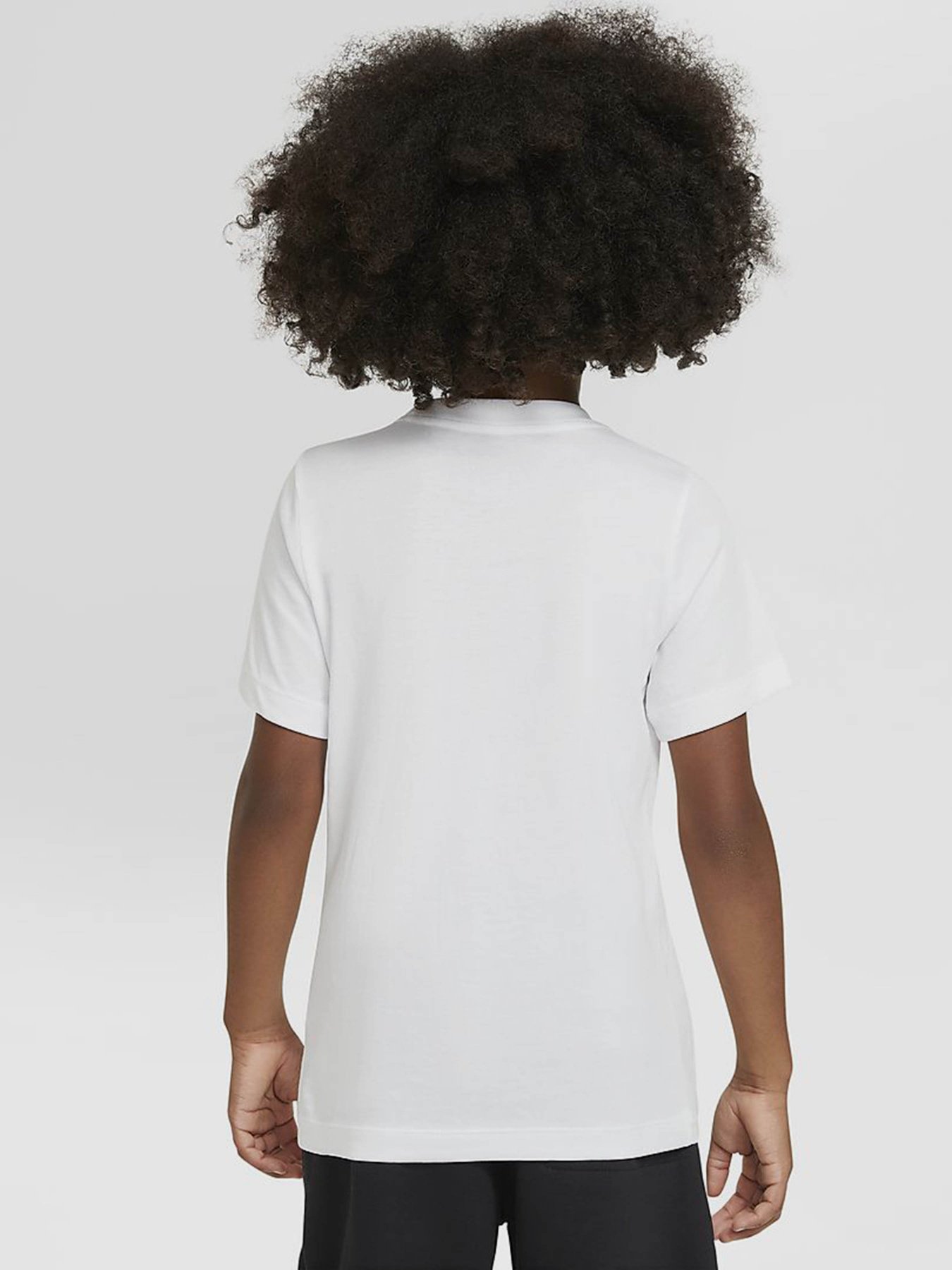 Спортивная футболка NIKE Air Sportswear модель CZ1828-100 Спортивная футболка NIKE Air Sportswear модель CZ1828-100 Фото