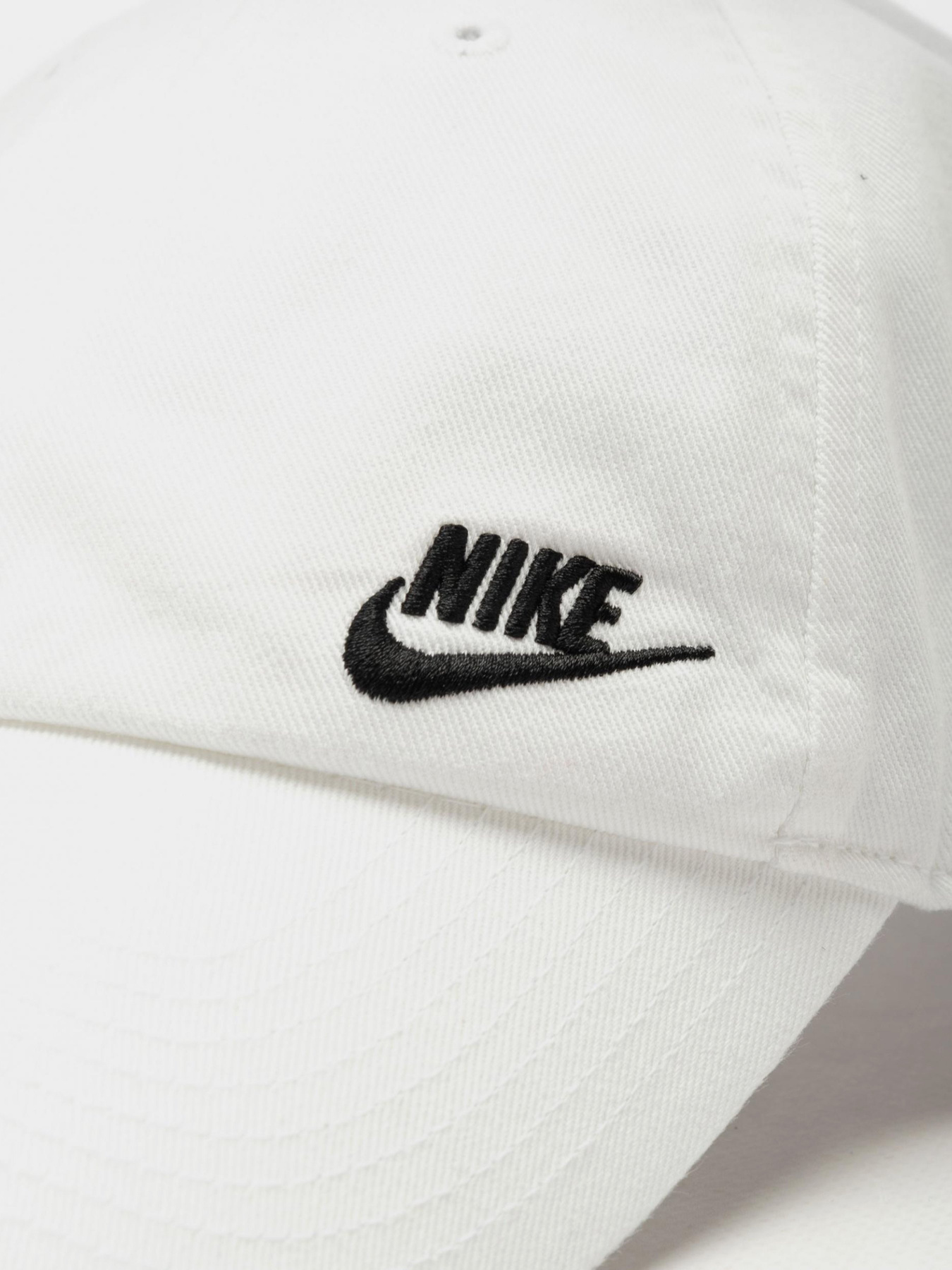 Кепка NIKE Sportswear Heritage86 Futura Classic модель AO8662-101 Фото