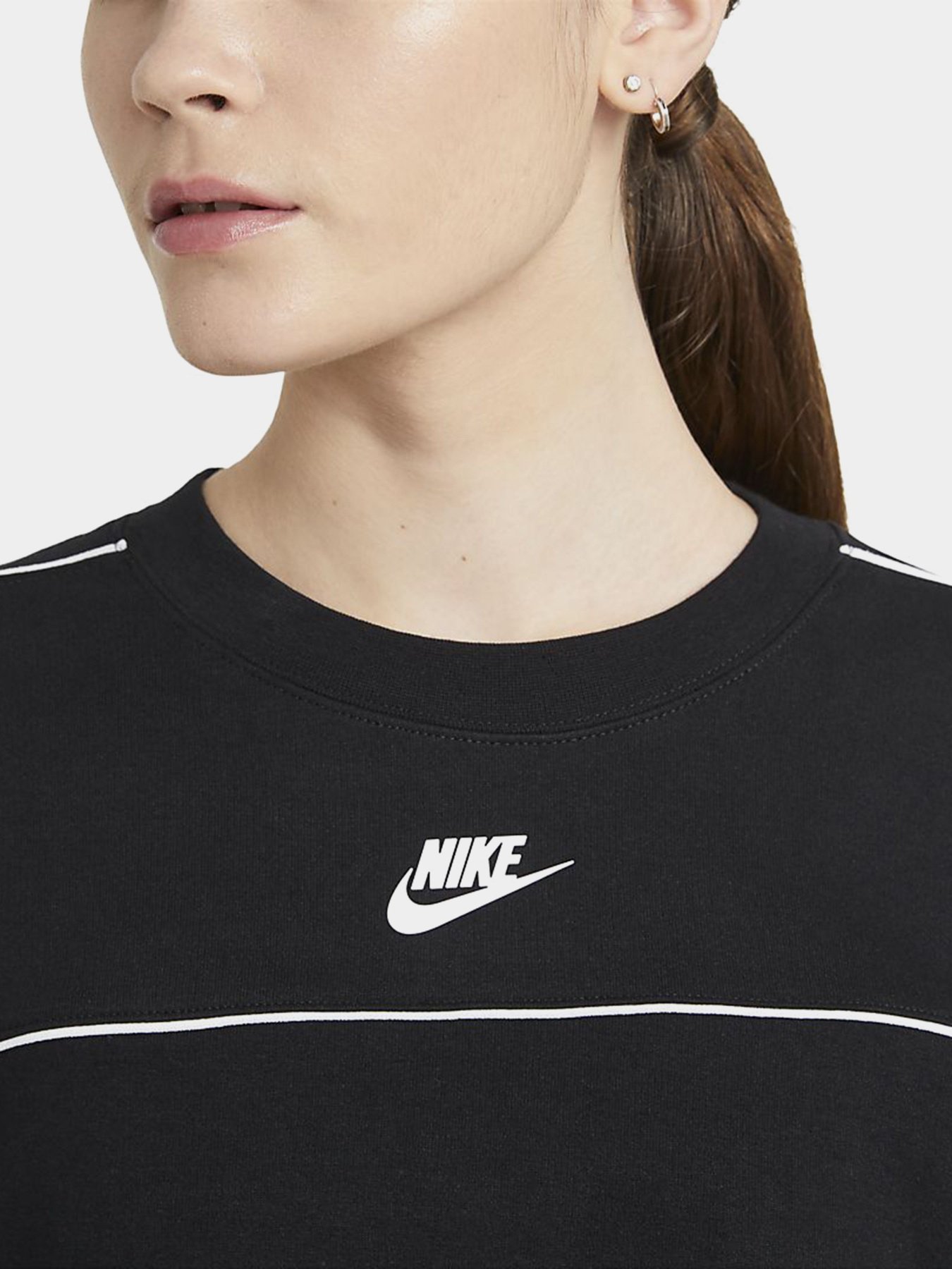 Світшот NIKE Sportswear Crew модель CZ8336-010 Фото