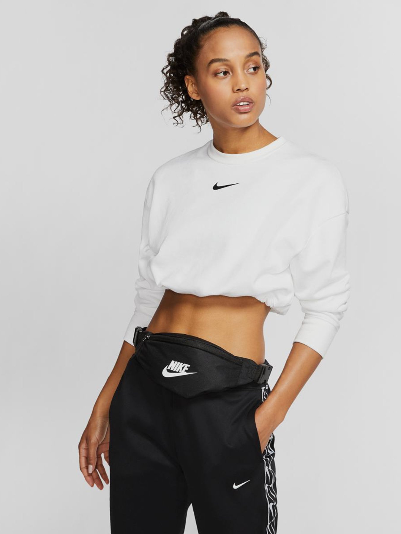 Поясная сумка NIKE Heritage модель CV8964-010 Фото