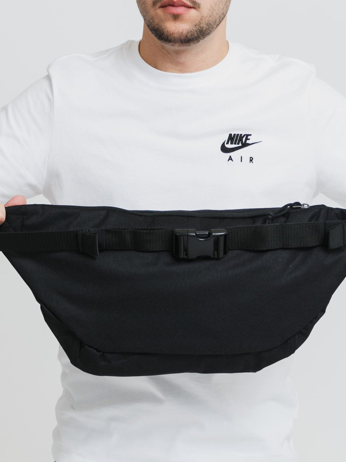 Поясна сумка NIKE  Air Tech модель DC7354-010 Фото