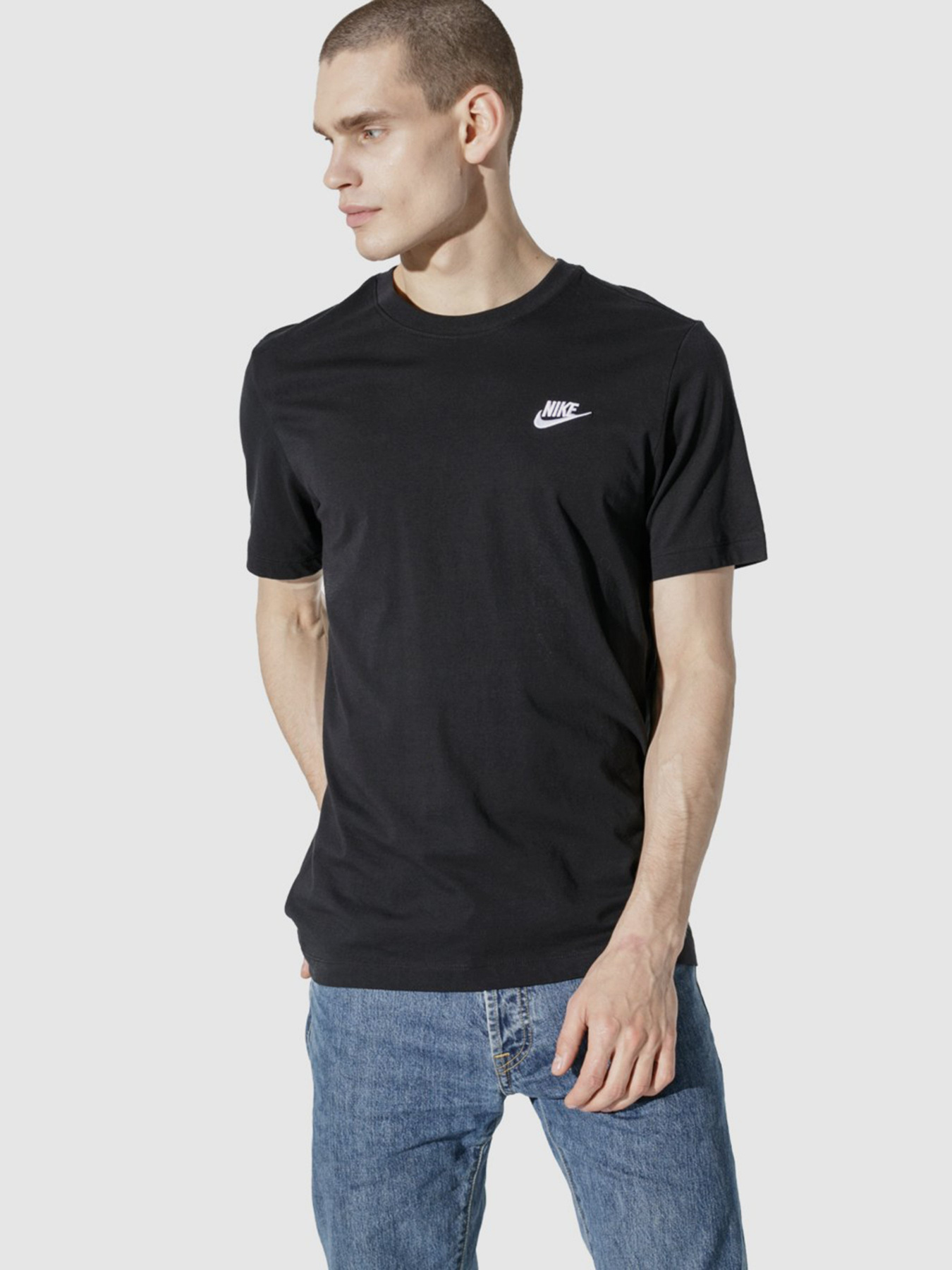 Футболка NIKE Sportswear Club модель AR4997-013 Фото