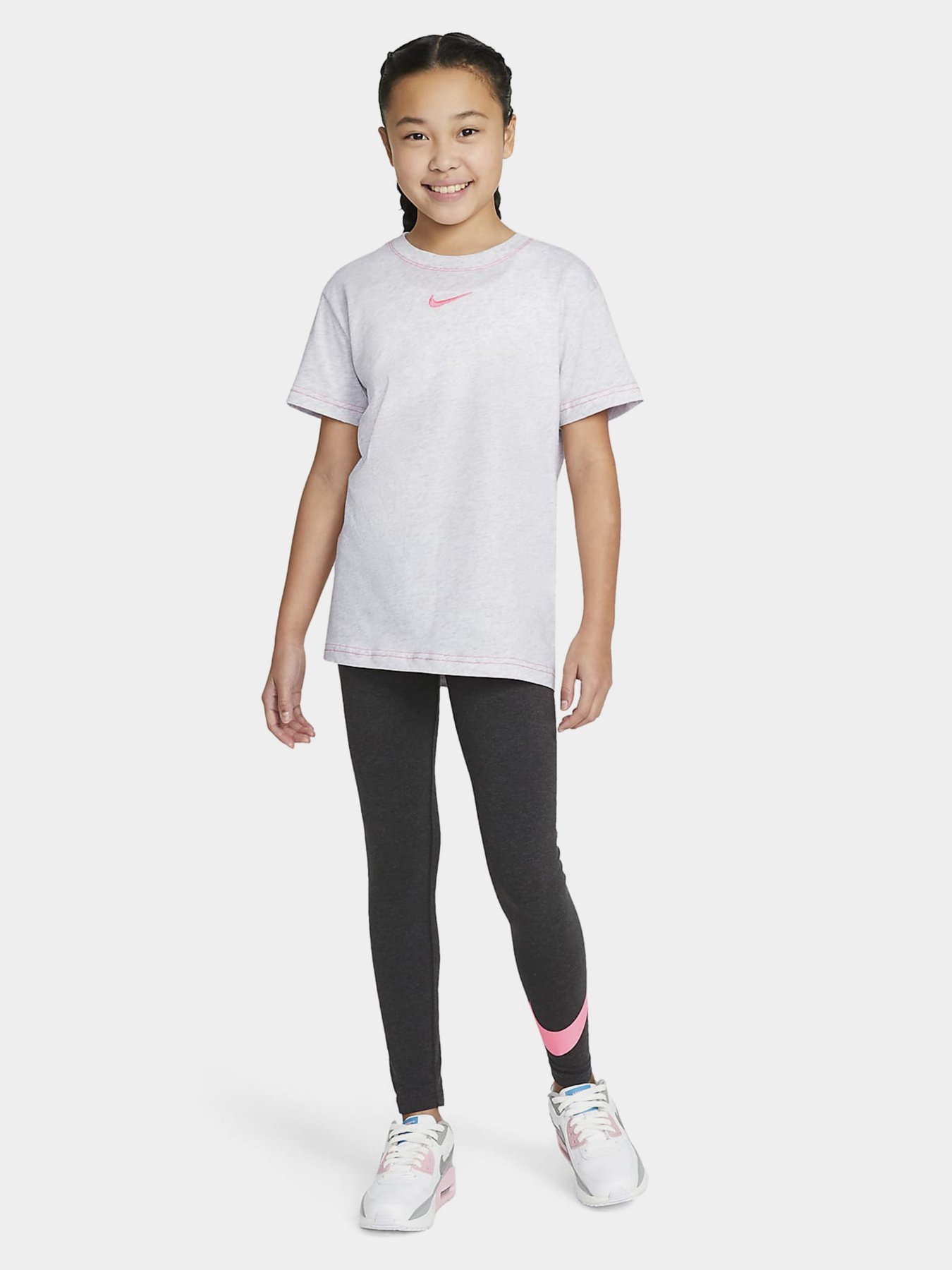 Футболка NIKE Sportswear Essential Logo Boyfriend модель DA6918-051 Фото