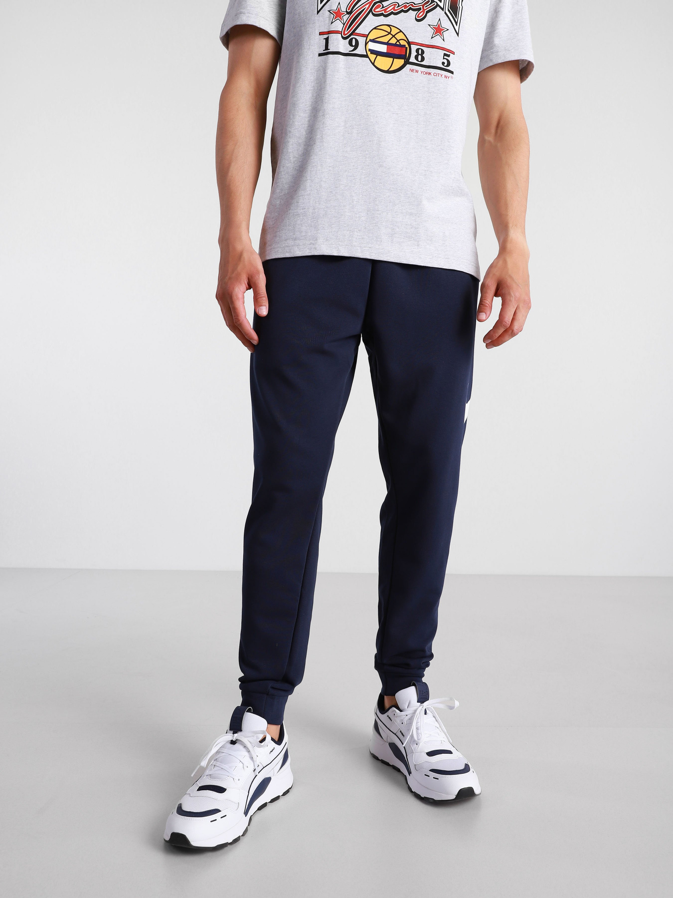 Штаны спортивные NIKE модель CU6775-452 Фото