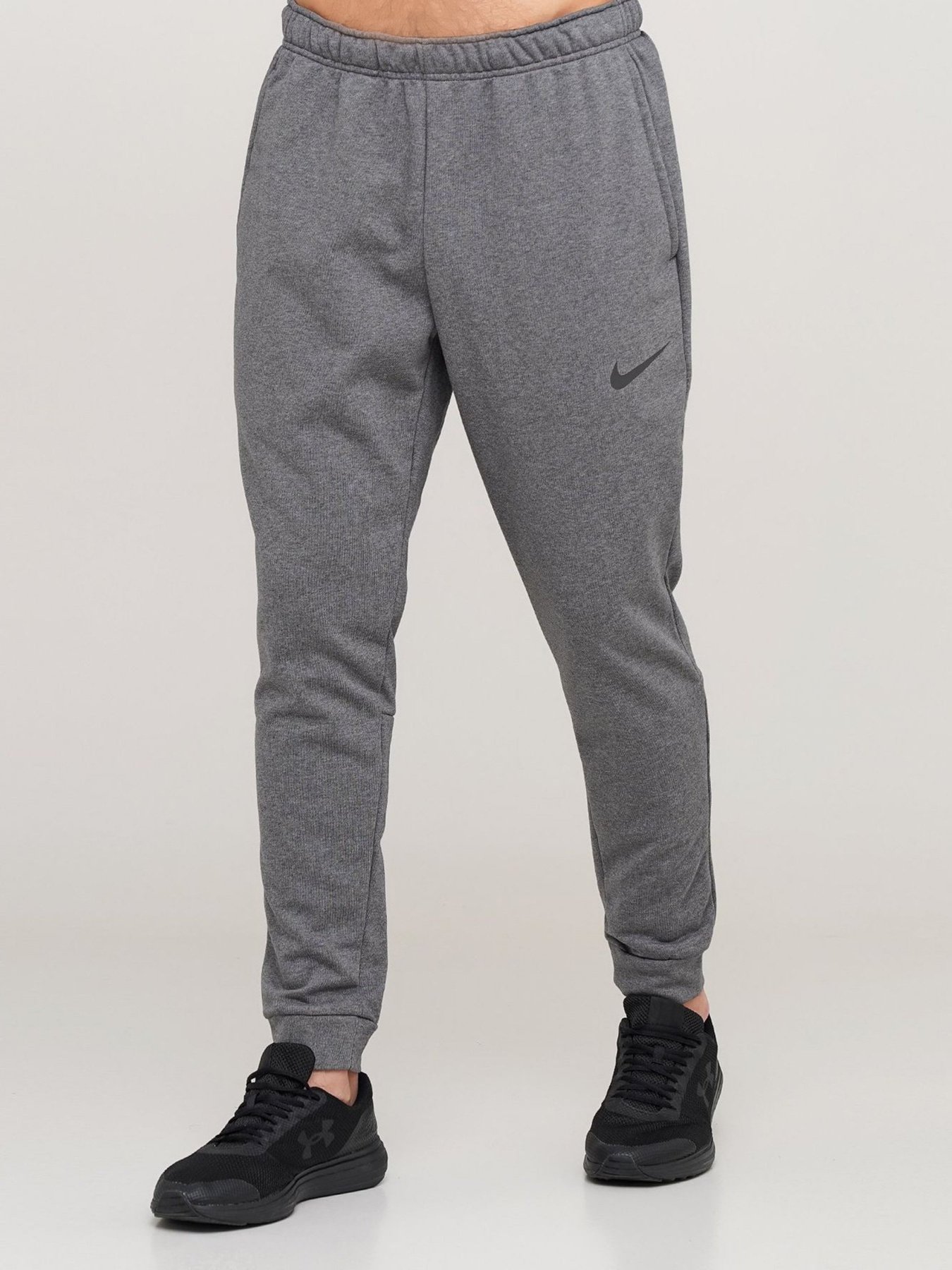 Штаны спортивные NIKE DRI-FIT TAPERED модель CZ6379-071 Штаны спортивные NIKE DRI-FIT TAPERED модель CZ6379-071 Фото