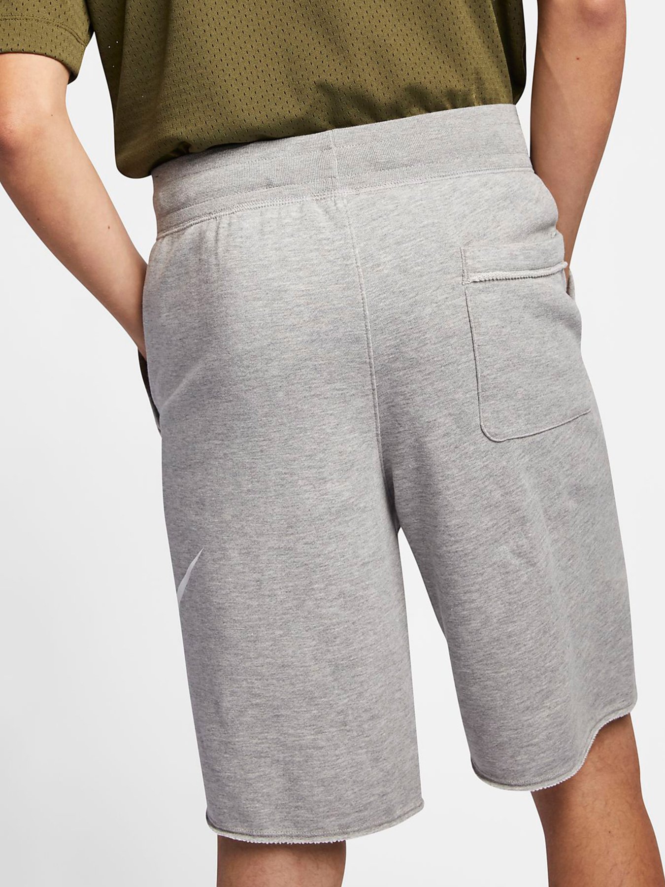 Повседневные шорты NIKE Sportswear Alumni модель AR2375-064 Фото