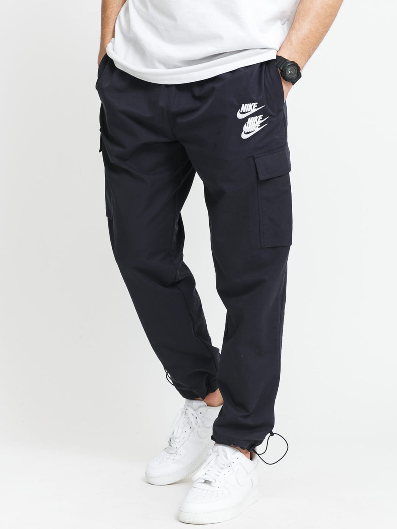 Штаны спортивные NIKE Sportswear Cargo модель DD0886-010 Фото