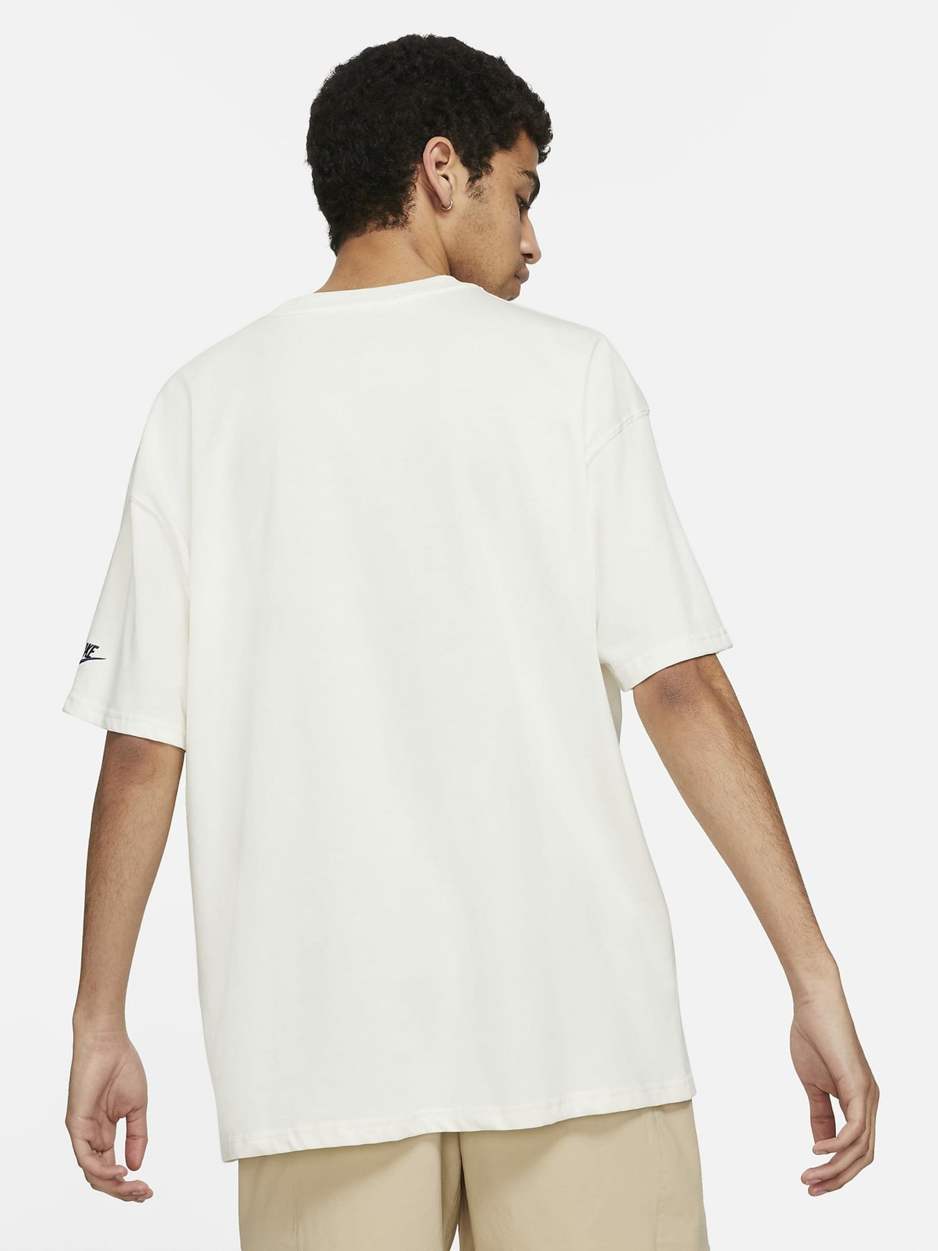 Футболки і поло NIKE Reissue модель DA0939-133 Фото