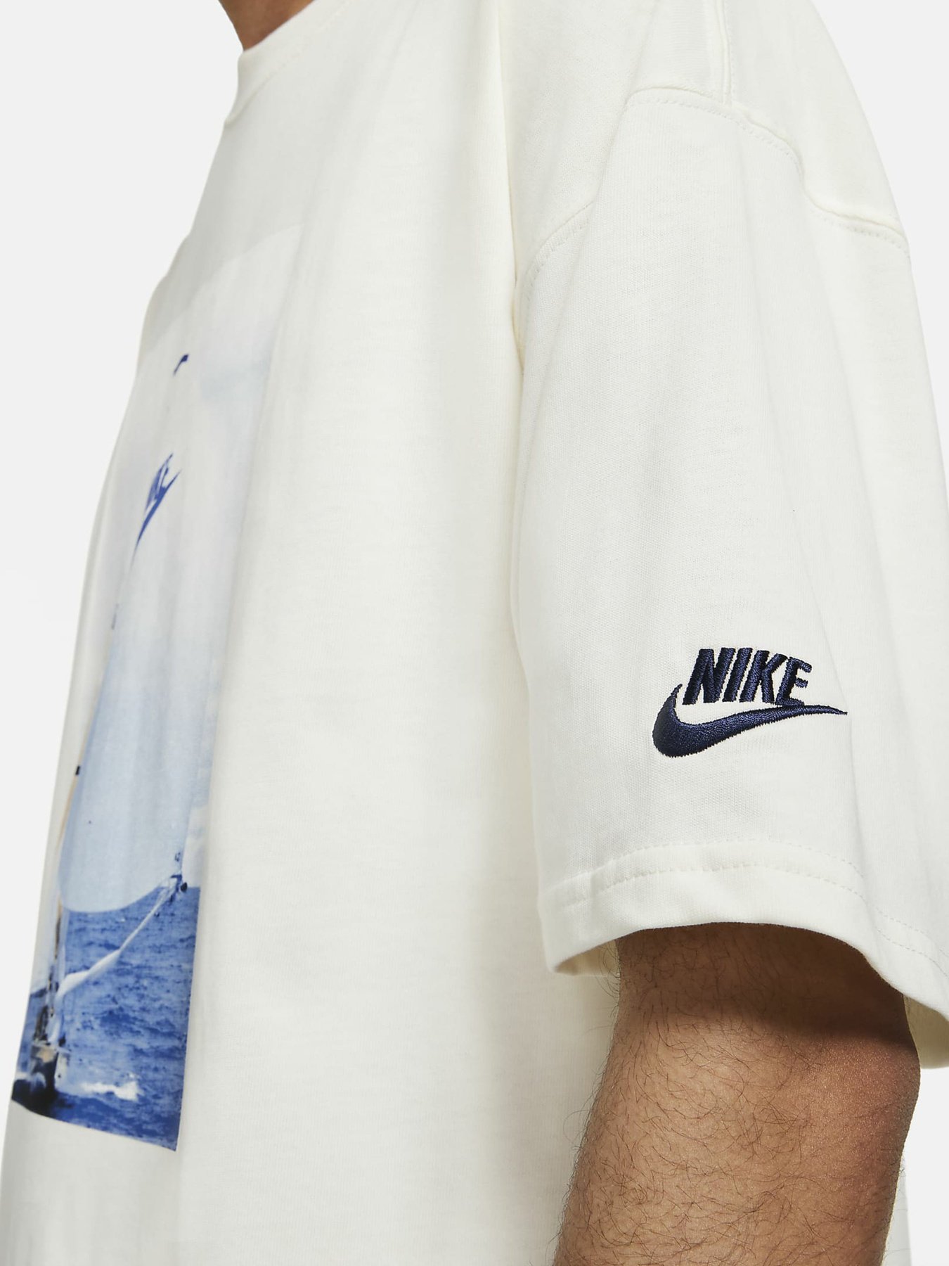 Футболки і поло NIKE Reissue модель DA0939-133 Фото