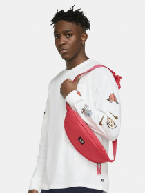 Поясная сумка NIKE SB Heritage Hip Bag модель CK5884-610 Поясная сумка NIKE SB Heritage Hip Bag модель CK5884-610 Фото