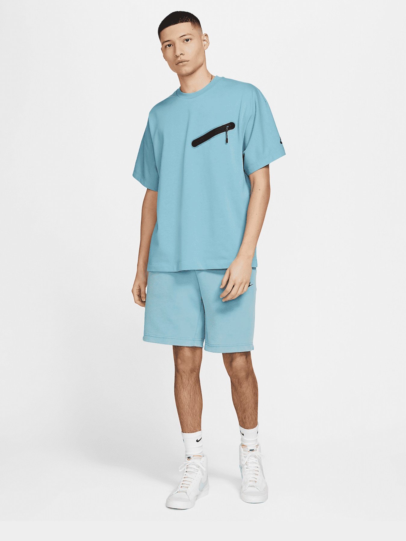 Футболки и поло NIKE Sportswear модель DA0797-424 Фото