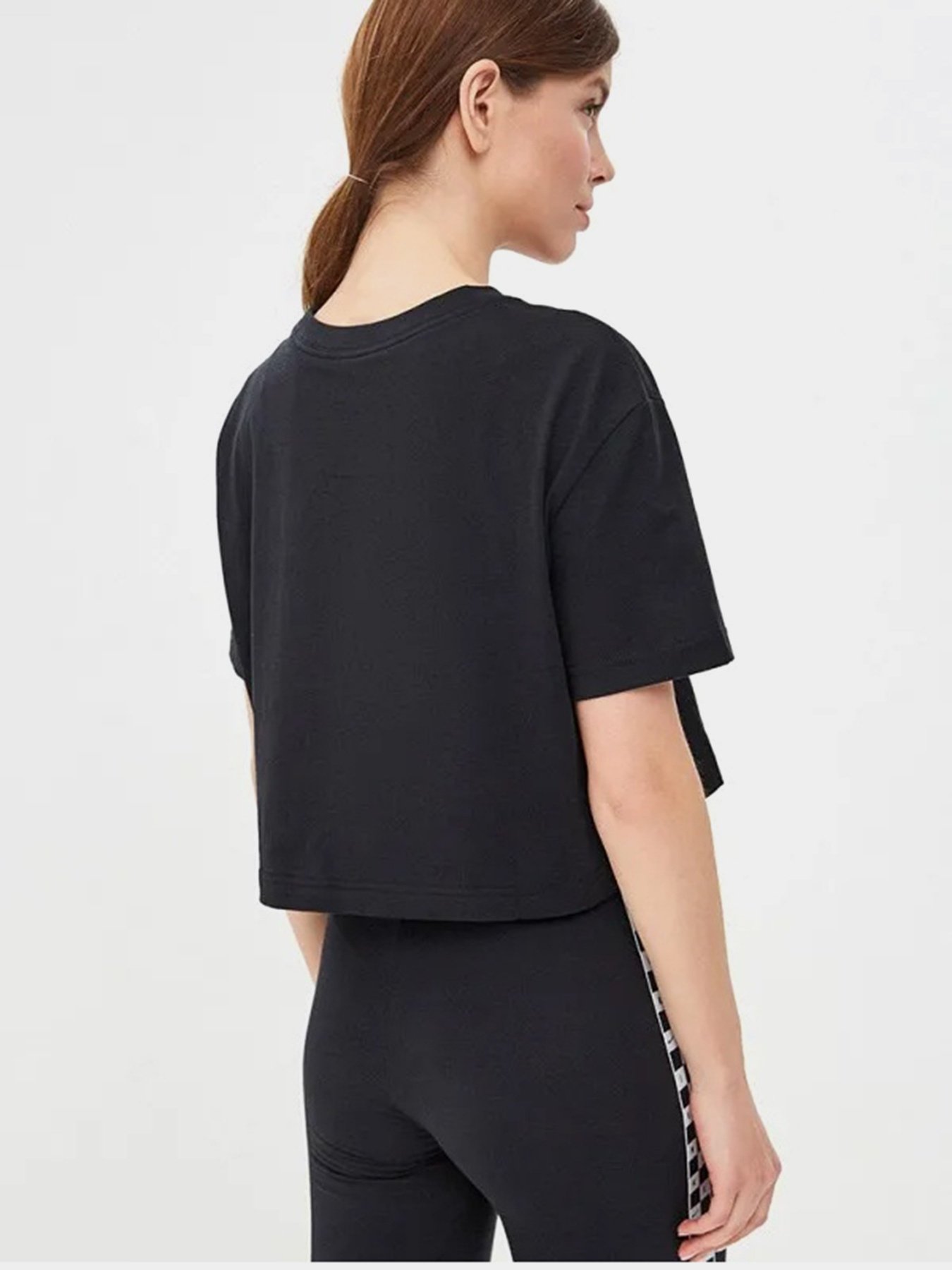 Футболка NIKE Sportswear Essential модель BV6175-010 Фото