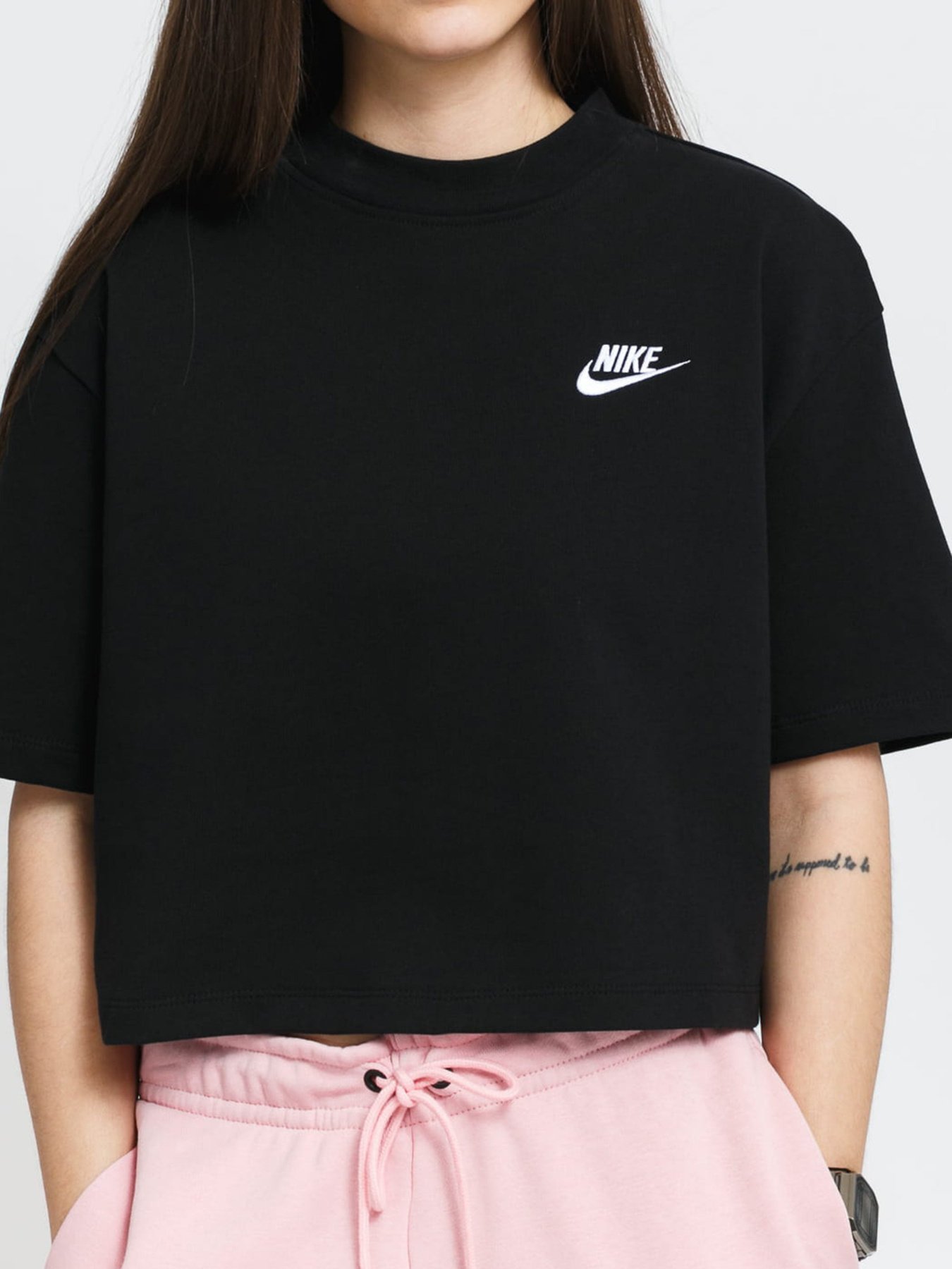 Футболки і поло NIKE Sportswear модель CJ3758-011 Фото