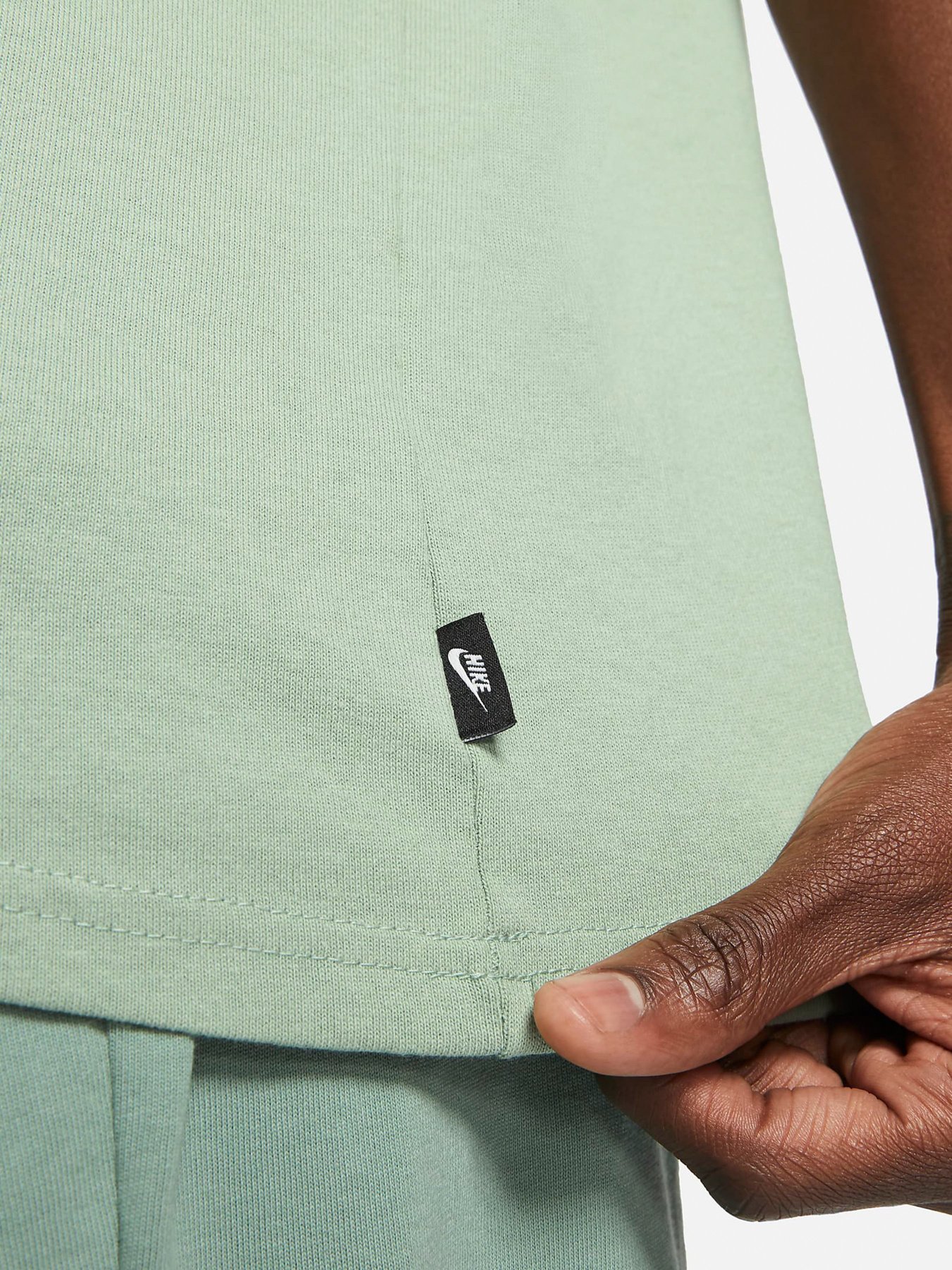 Футболки и поло NIKE Sportswear модель DB3193-006 Фото