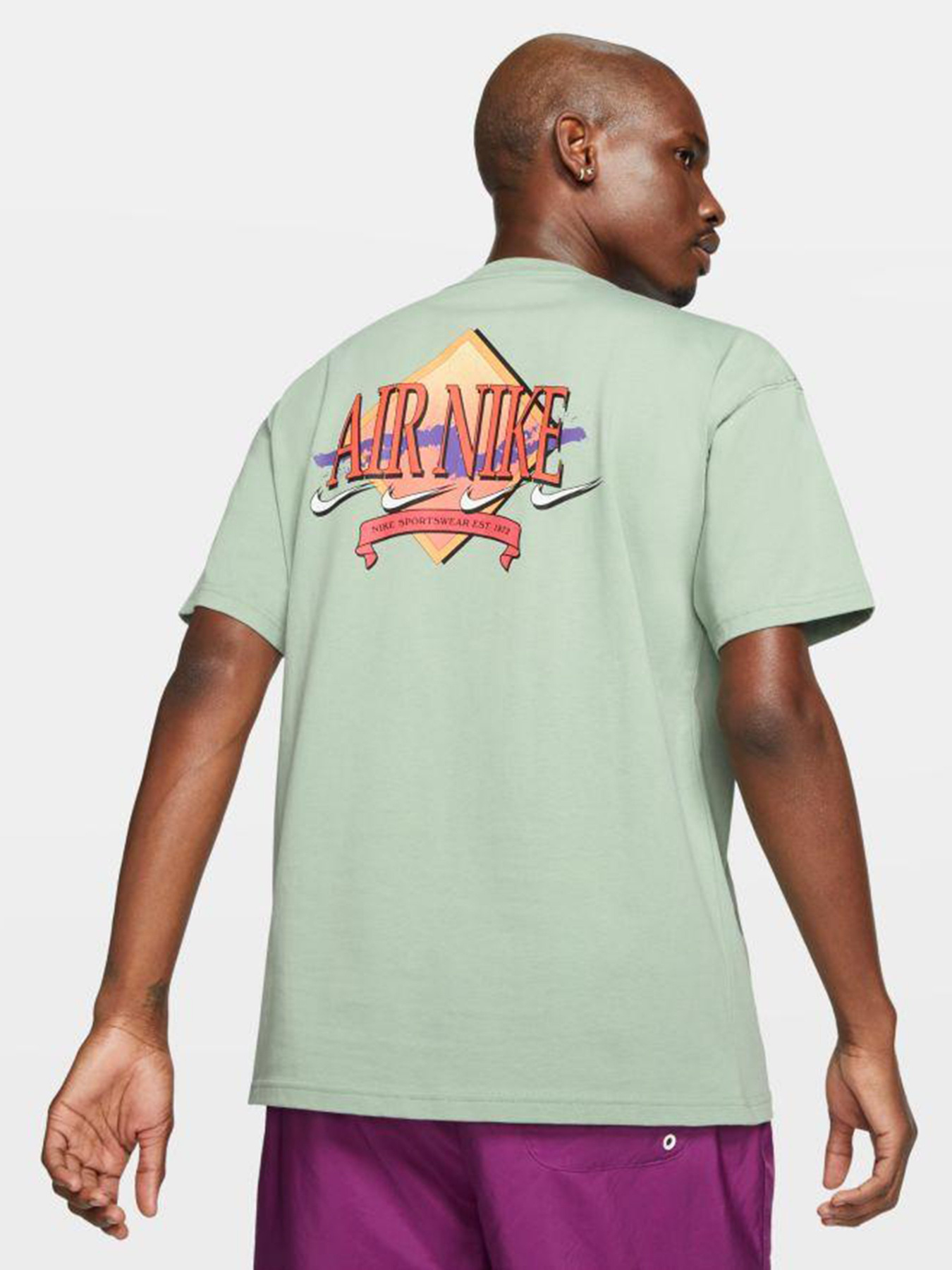 Футболки і поло NIKE Sportswear модель DD1376-006 Фото