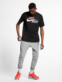 Футболки і поло NIKE SPORTSWEAR модель AR5006-010 Фото