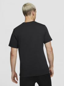 Футболки і поло NIKE Sportswear Club модель DJ1574-010 Фото