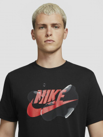 Футболки и поло NIKE Sportswear Club модель DJ1574-010 Фото