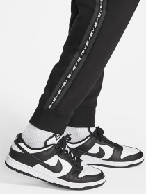 Спортивні штани NIKE Sportswear модель DM4680-010 Фото