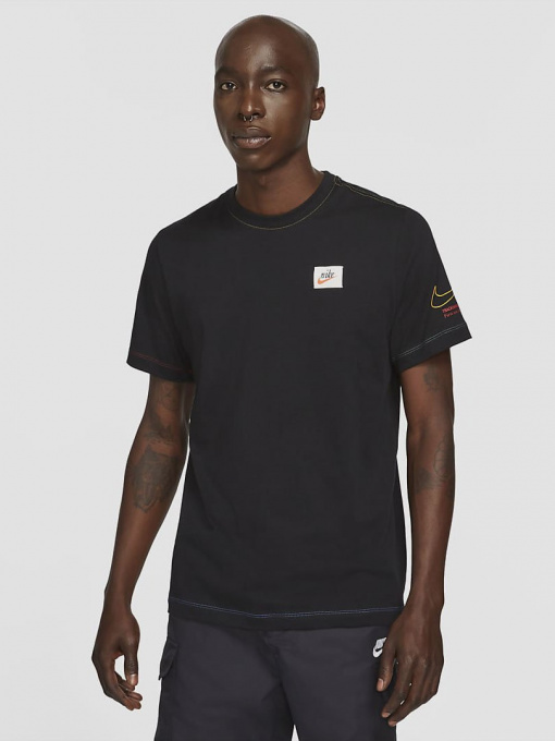 Футболки і поло NIKE Sportswear модель DJ1393-010 Фото