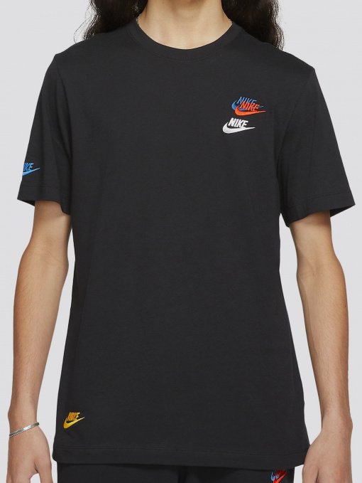 Футболки і поло NIKE Sportswear модель DJ1568-010 Фото