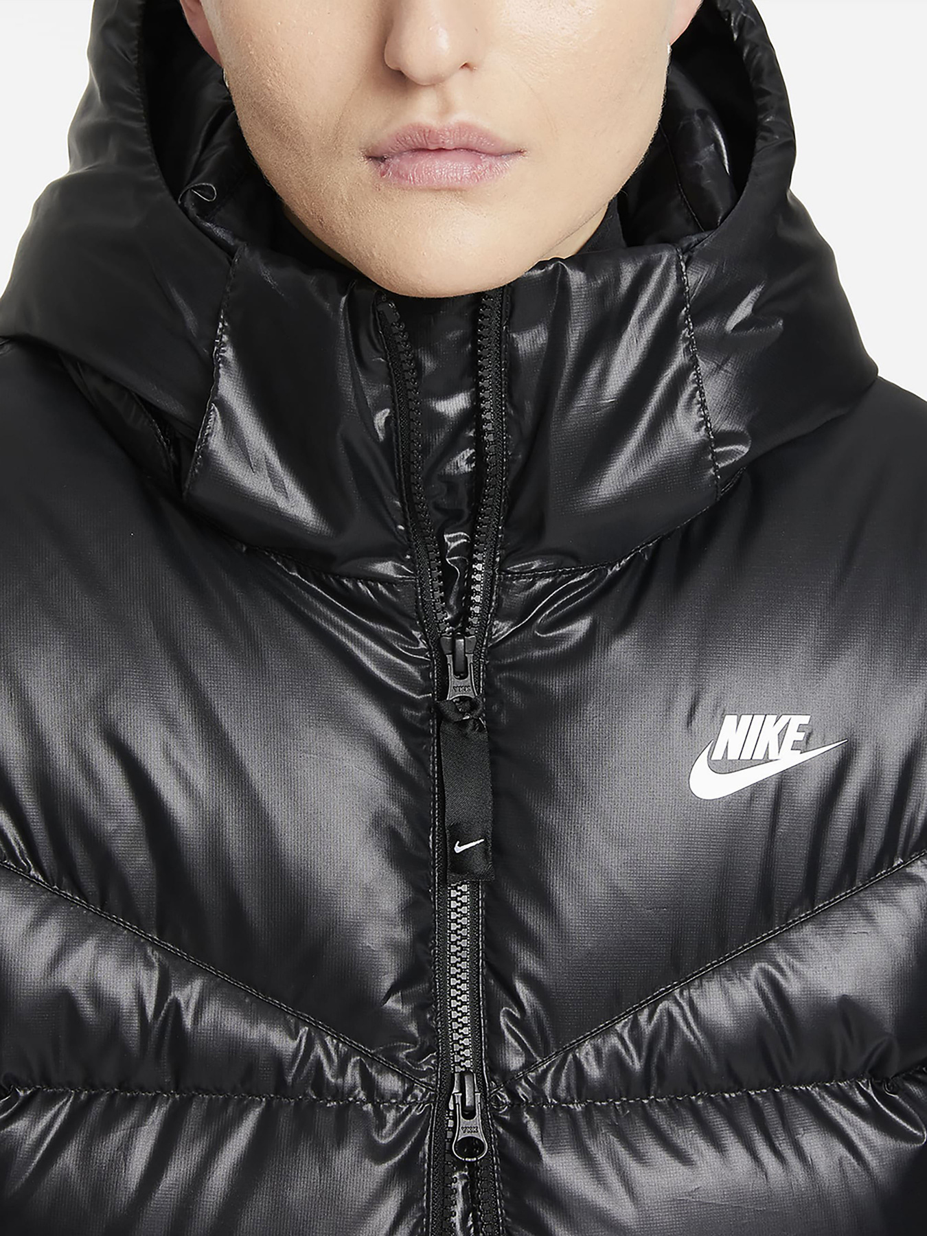 Пуховик NIKE THERMA-FIT модель DH4081-010 Фото