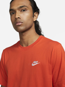 Футболка NIKE Sportswear Club модель AR4997-891 Фото