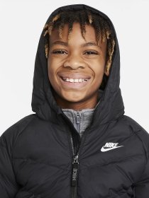 Зимняя куртка NIKE Sportswear модель CU9157-010 Фото