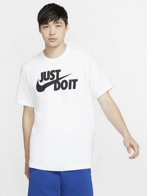 Футболка NIKE NSW TEE JUST DO IT SWOOSH модель AR5006-100 Фото