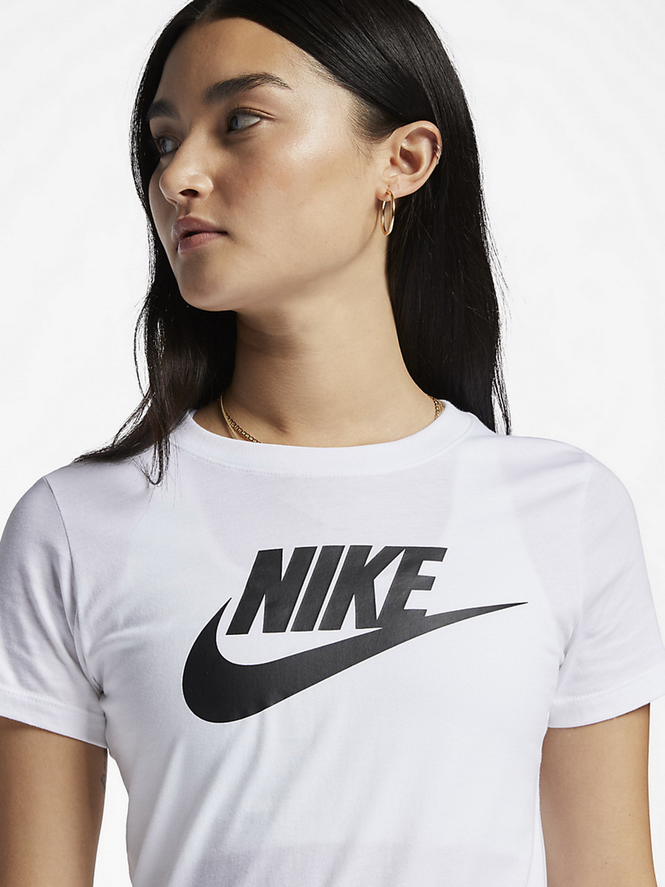 Футболки і поло NIKE Nsw Tee Essntl Icon Futur модель BV6169-100 Фото