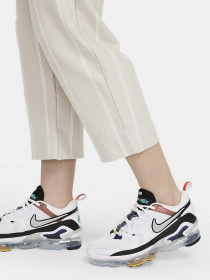 Повседневные штаны NIKE Sportswear модель DD5184-236 Фото