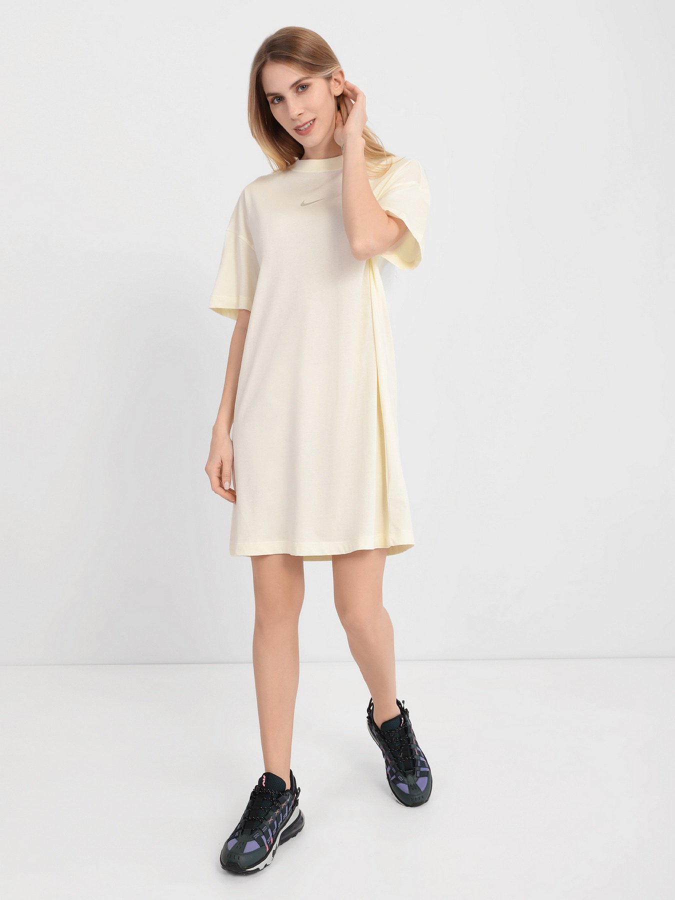 Платье мини NIKE Sportswear T-Shirt Dress модель DM4664-715 Фото
