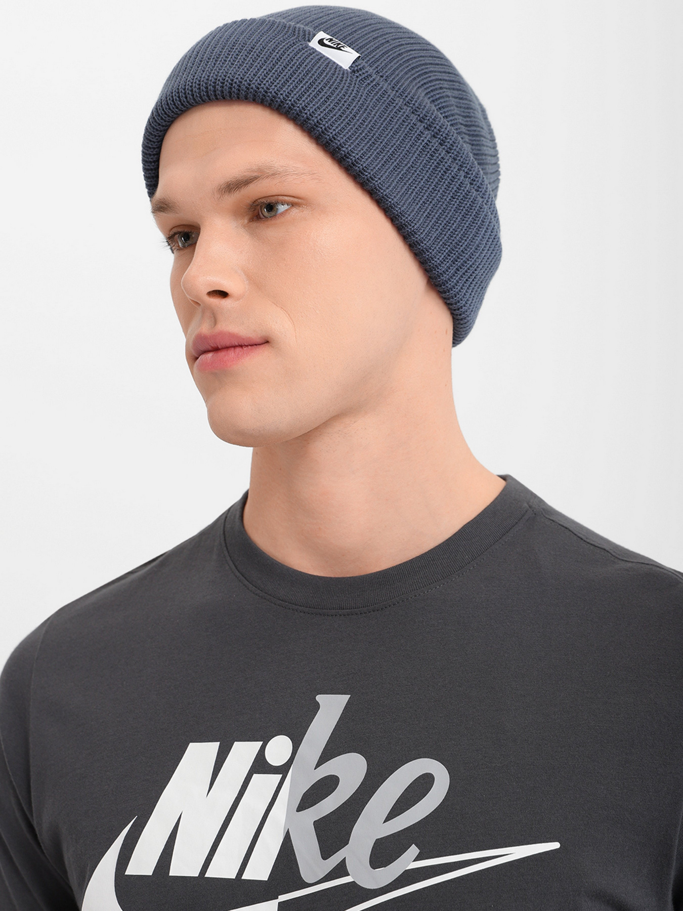 Шапка NIKE Cuffed Futura модель DJ6223-437 Фото