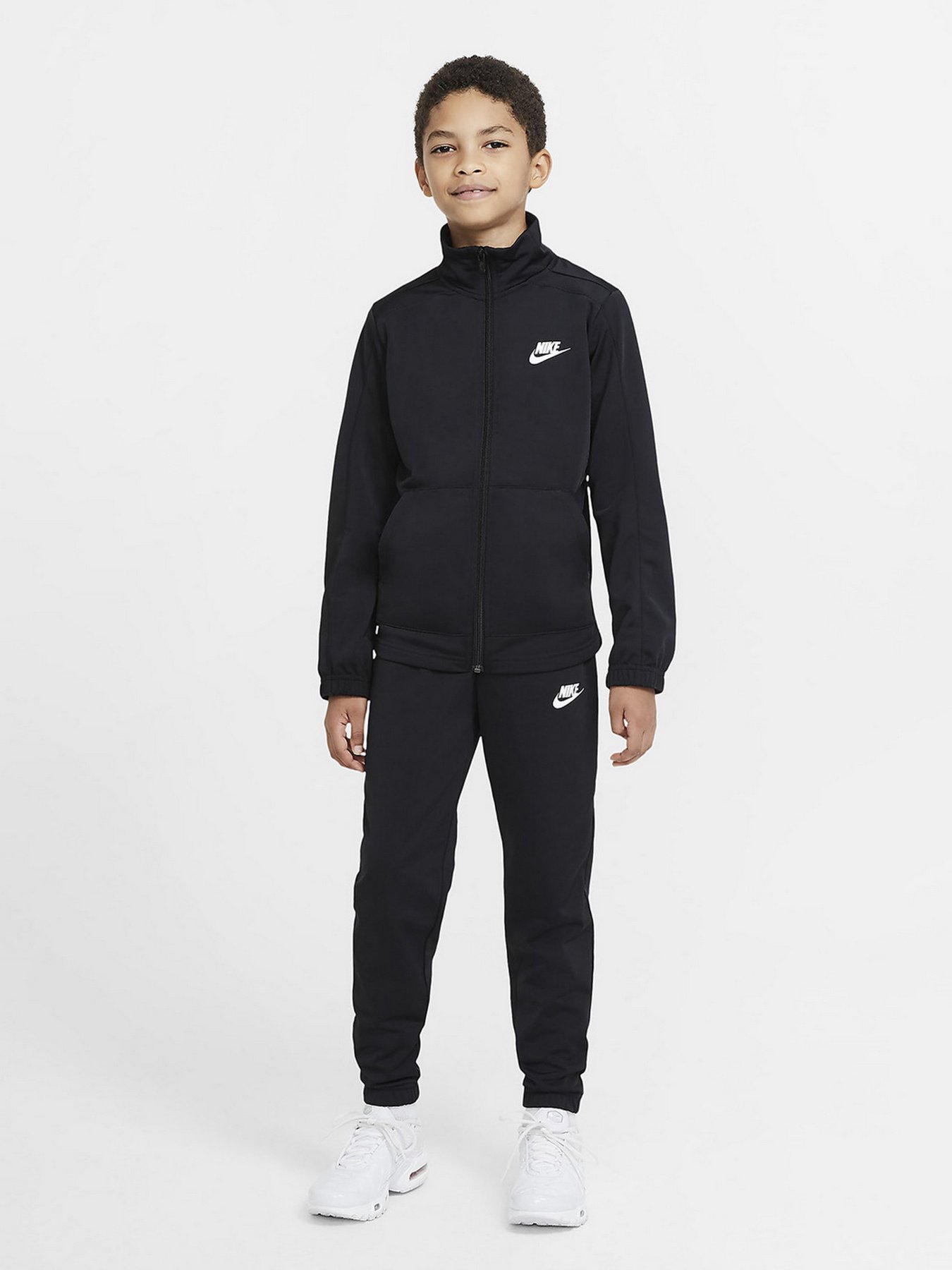 Спортивний костюм NIKE модель DD0324-010 Спортивний костюм NIKE модель DD0324-010 Фото