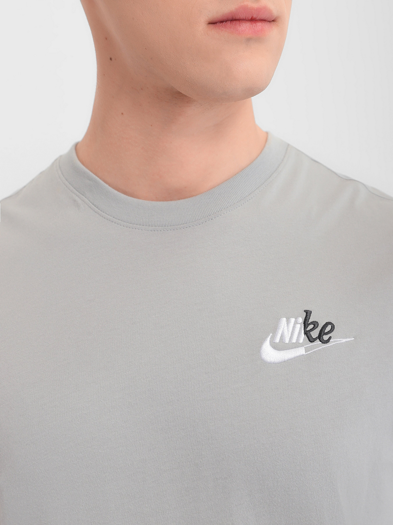 Футболка NIKE Sportswear модель DD3471-077 Фото