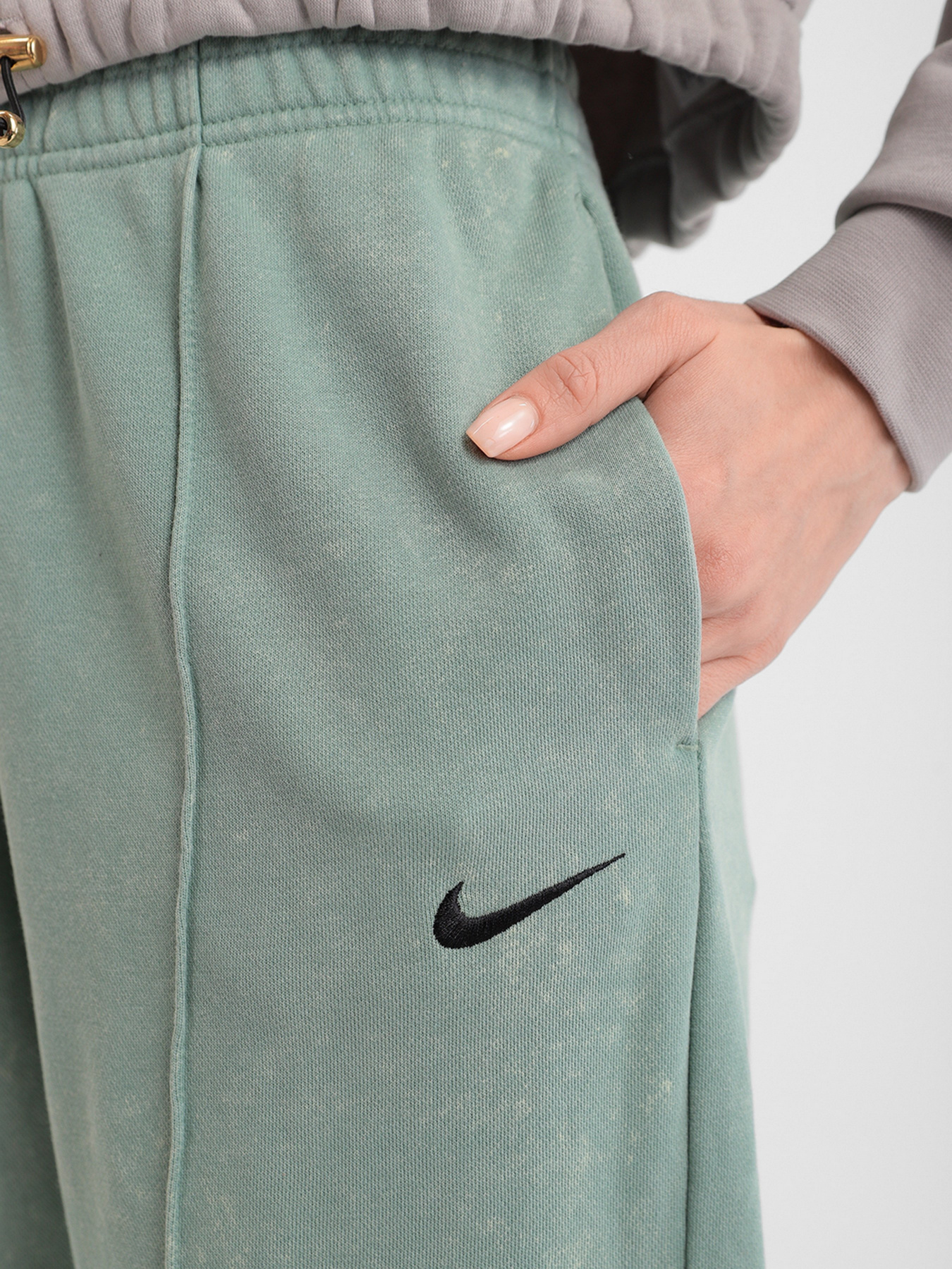 Штаны спортивные NIKE Sportswear Essential модель DD5630-357 Фото