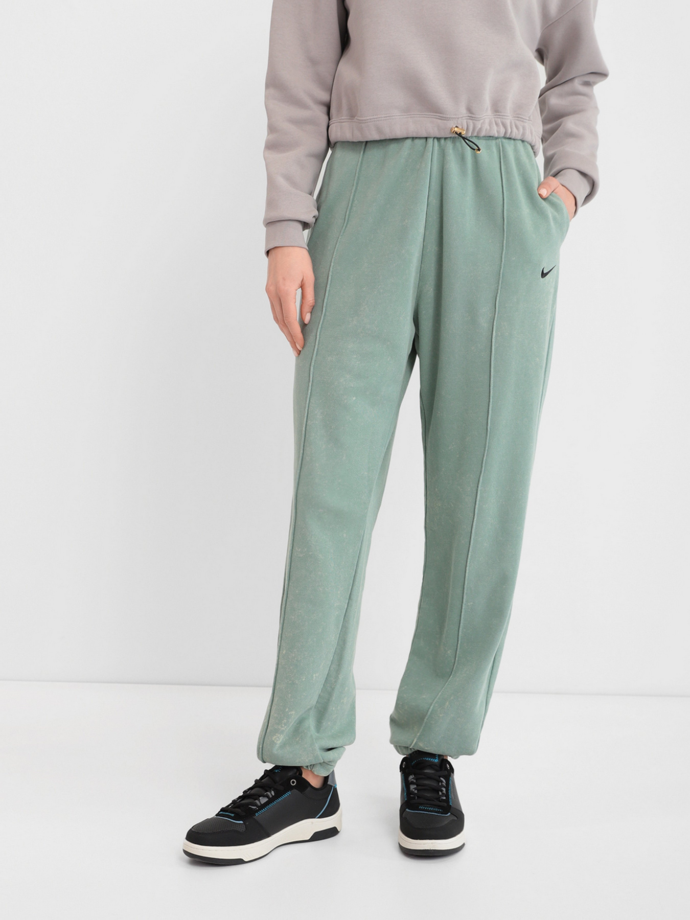 Спортивні штани NIKE Sportswear Essential модель DD5630-357 Фото