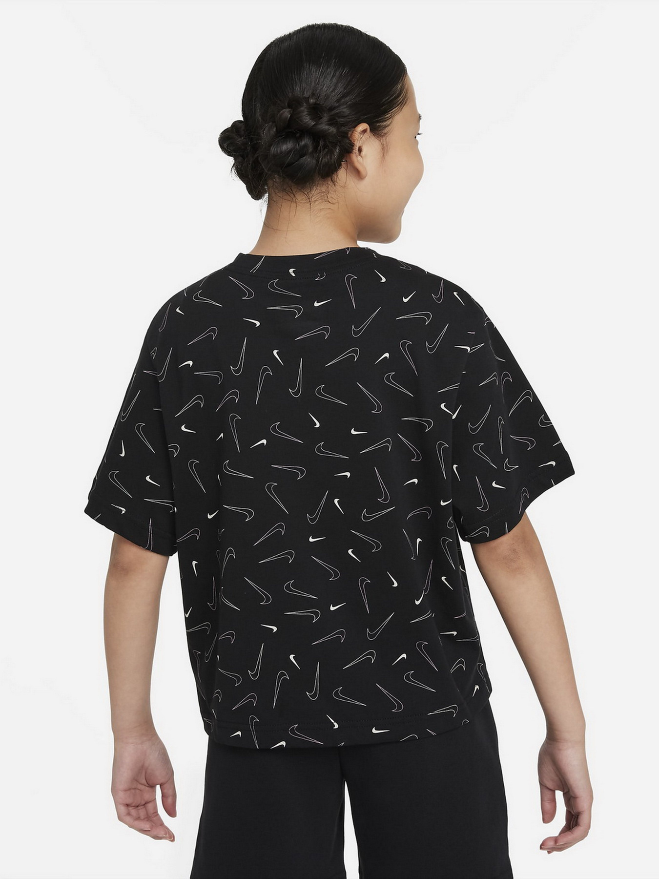 Футболка NIKE Sportswear модель DJ6935-010 Фото