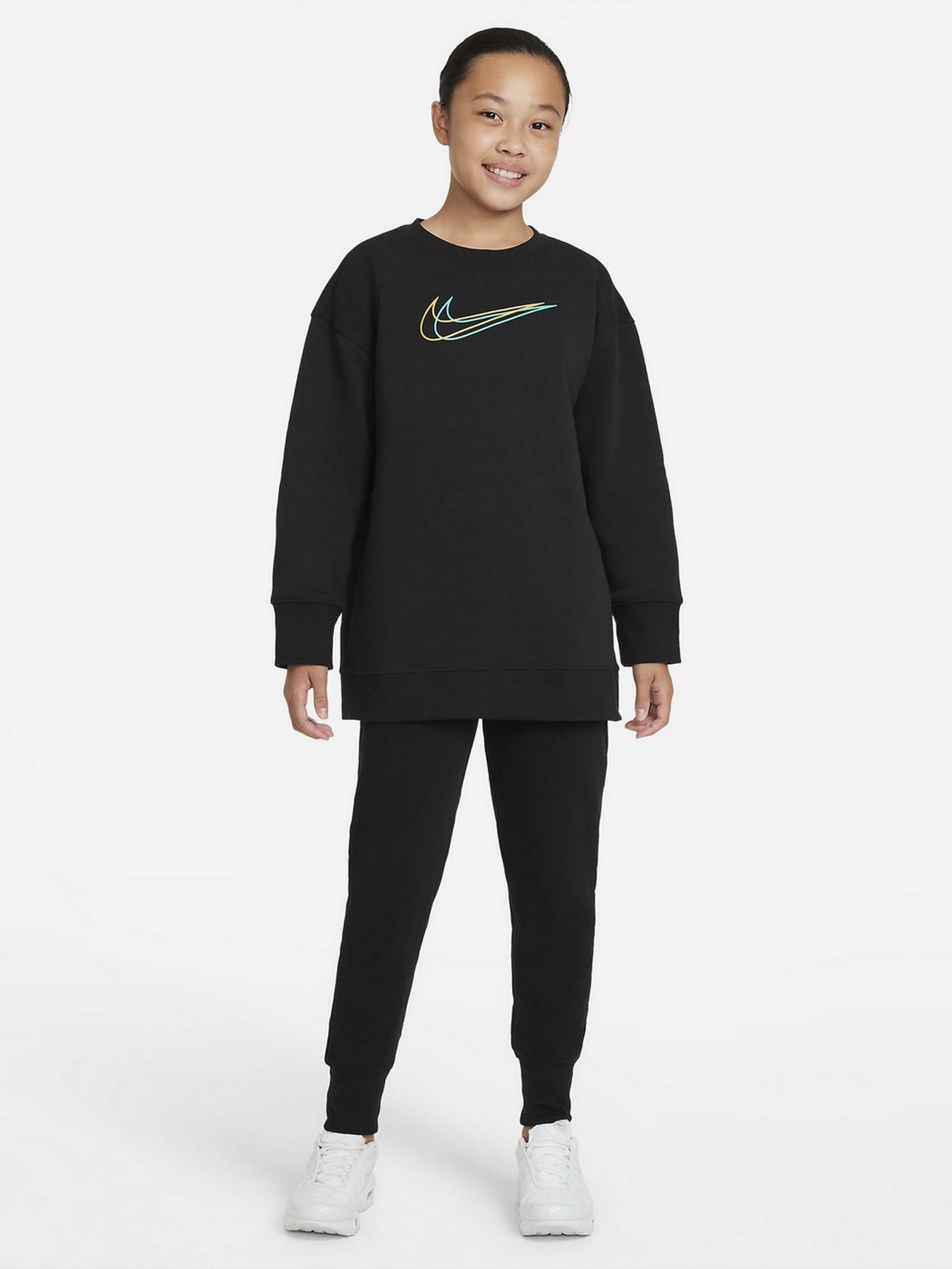 Свитшот NIKE Sportswear модель DO8391-010 Фото