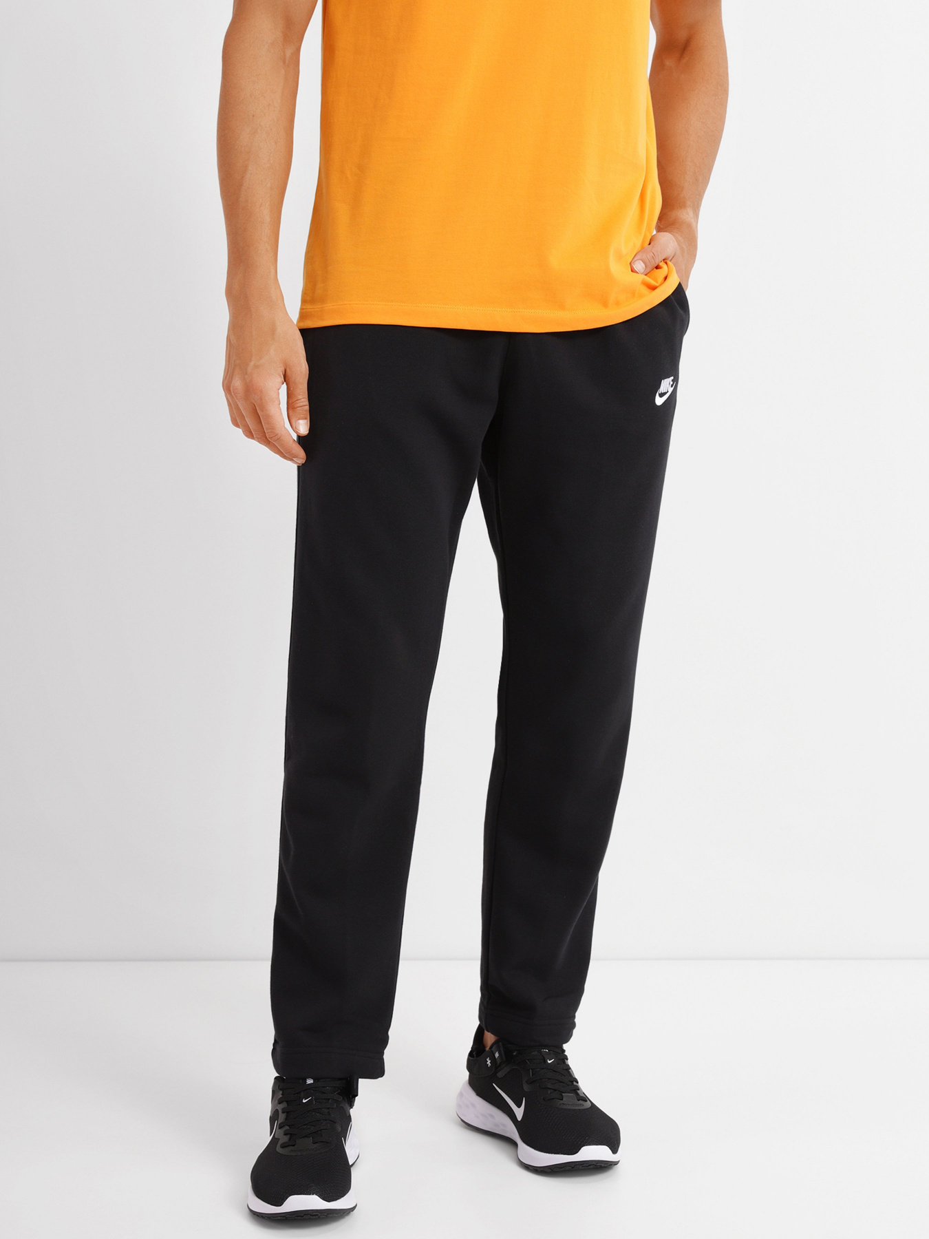 Штаны спортивные NIKE Sportswear Club модель BV2713-010 Фото