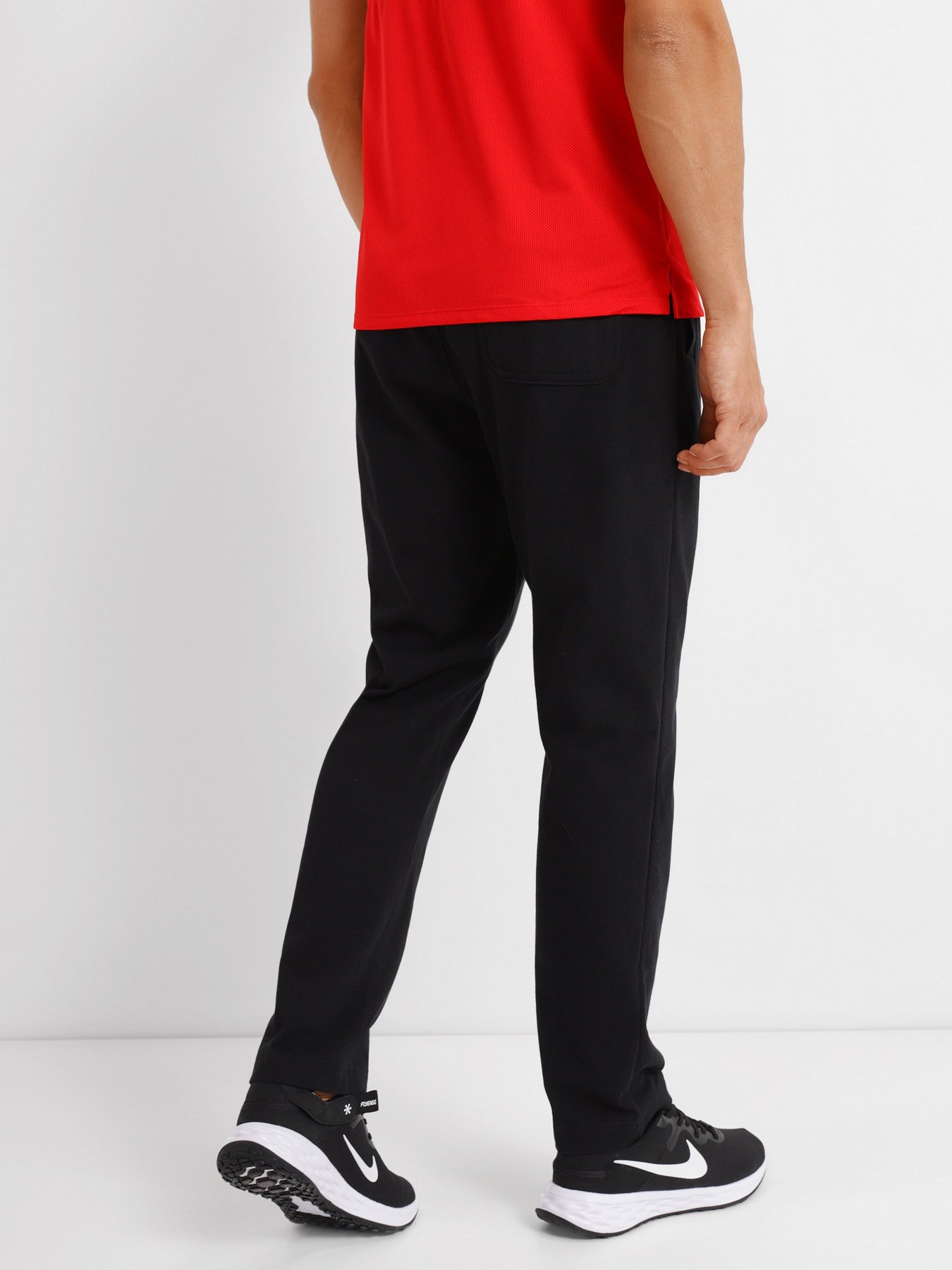Брюки NIKE Sportswear Club Oh Jsy модель BV2766-010 Брюки NIKE Sportswear Club Oh Jsy модель BV2766-010 Фото