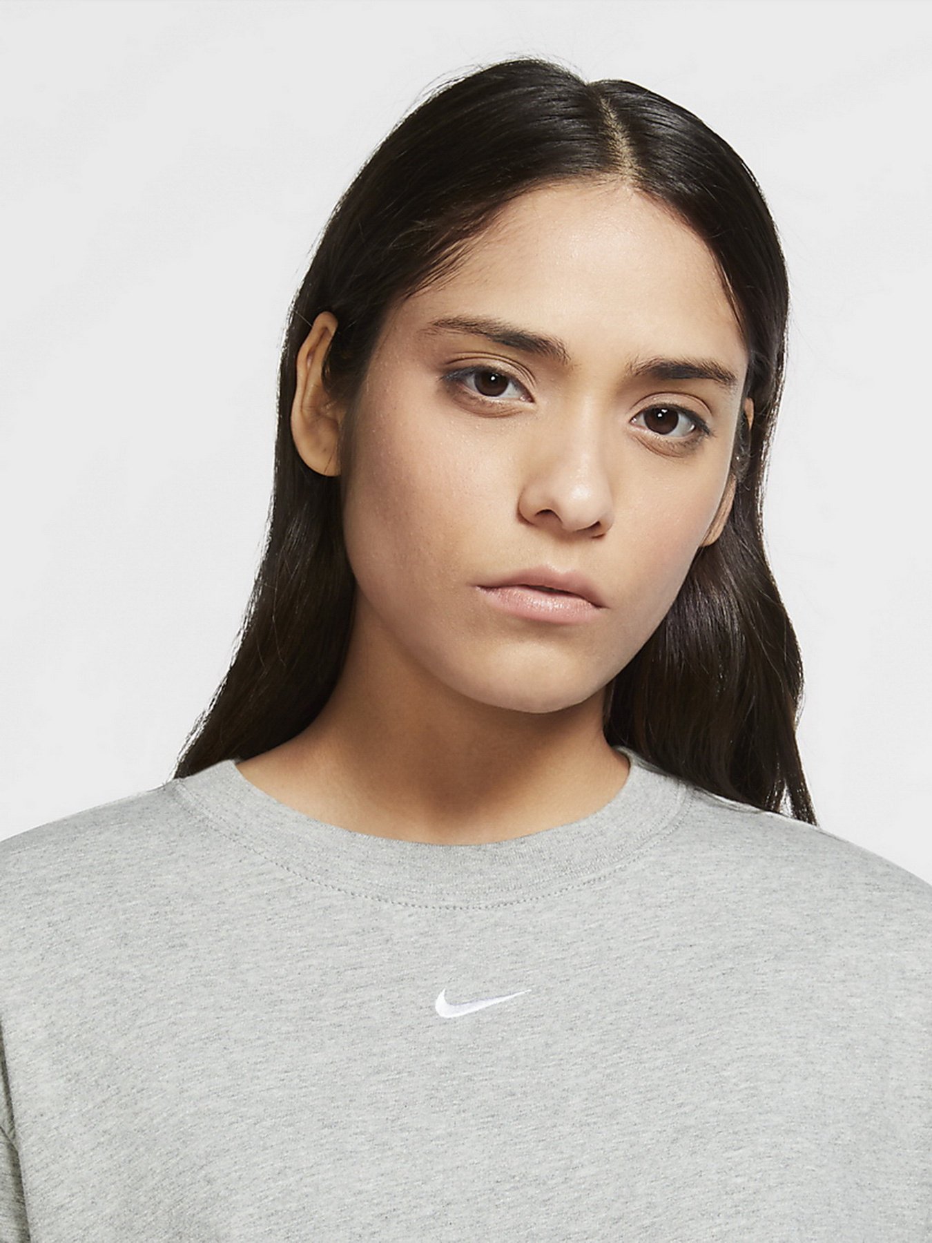 Платье-футболка NIKE Sportswear Essential модель CJ2242-063 Фото