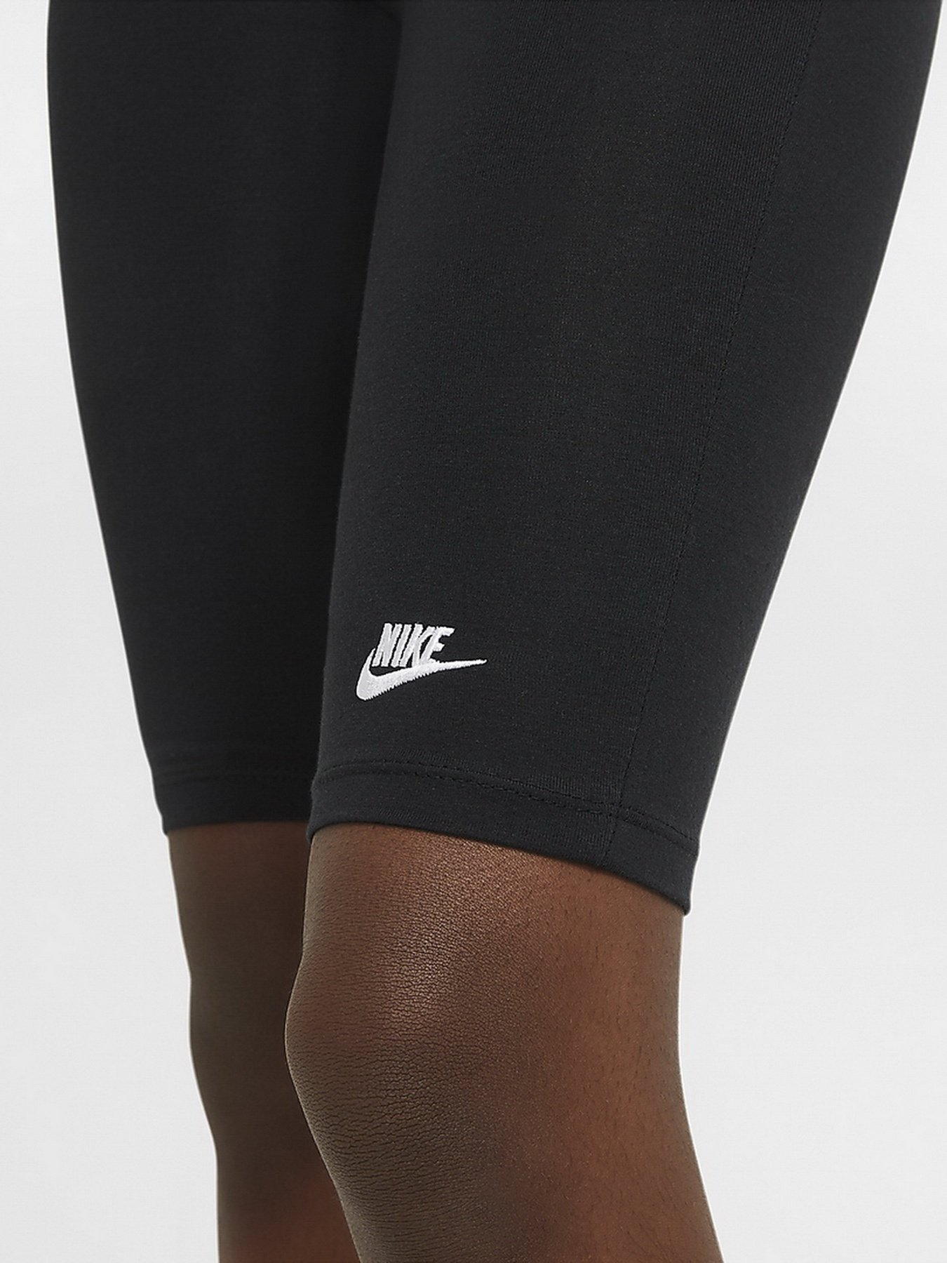 Велосипедки NIKE G NSW BIKE 9 IN SHORT модель DA1243-010 Фото