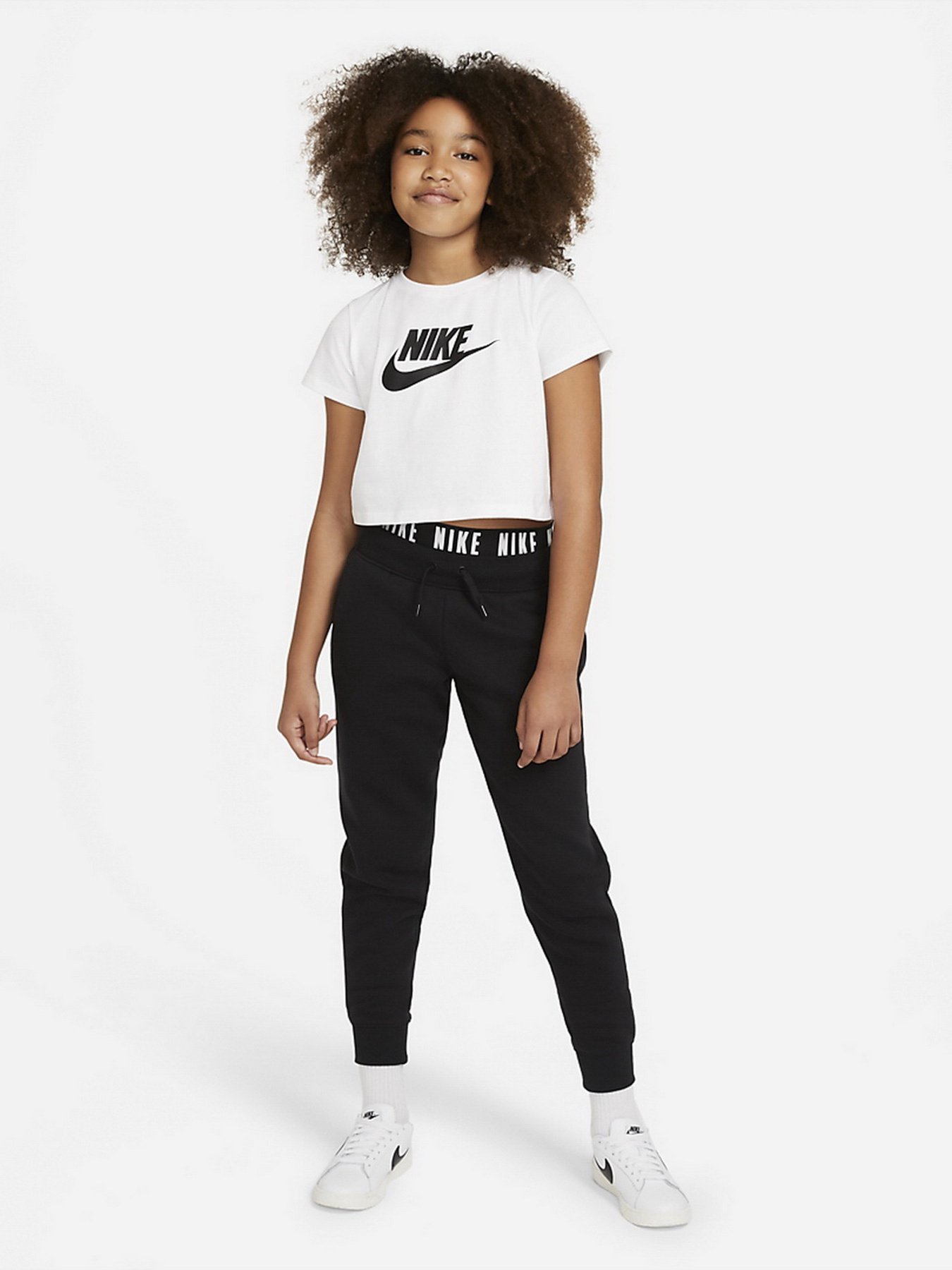 Футболка спортивна NIKE G Nsw Tee Crop Futura Модель DA6925-102 Фото