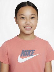 Футболка спортивна NIKE G Nsw Tee Crop Futura модель DA6925-603 Фото