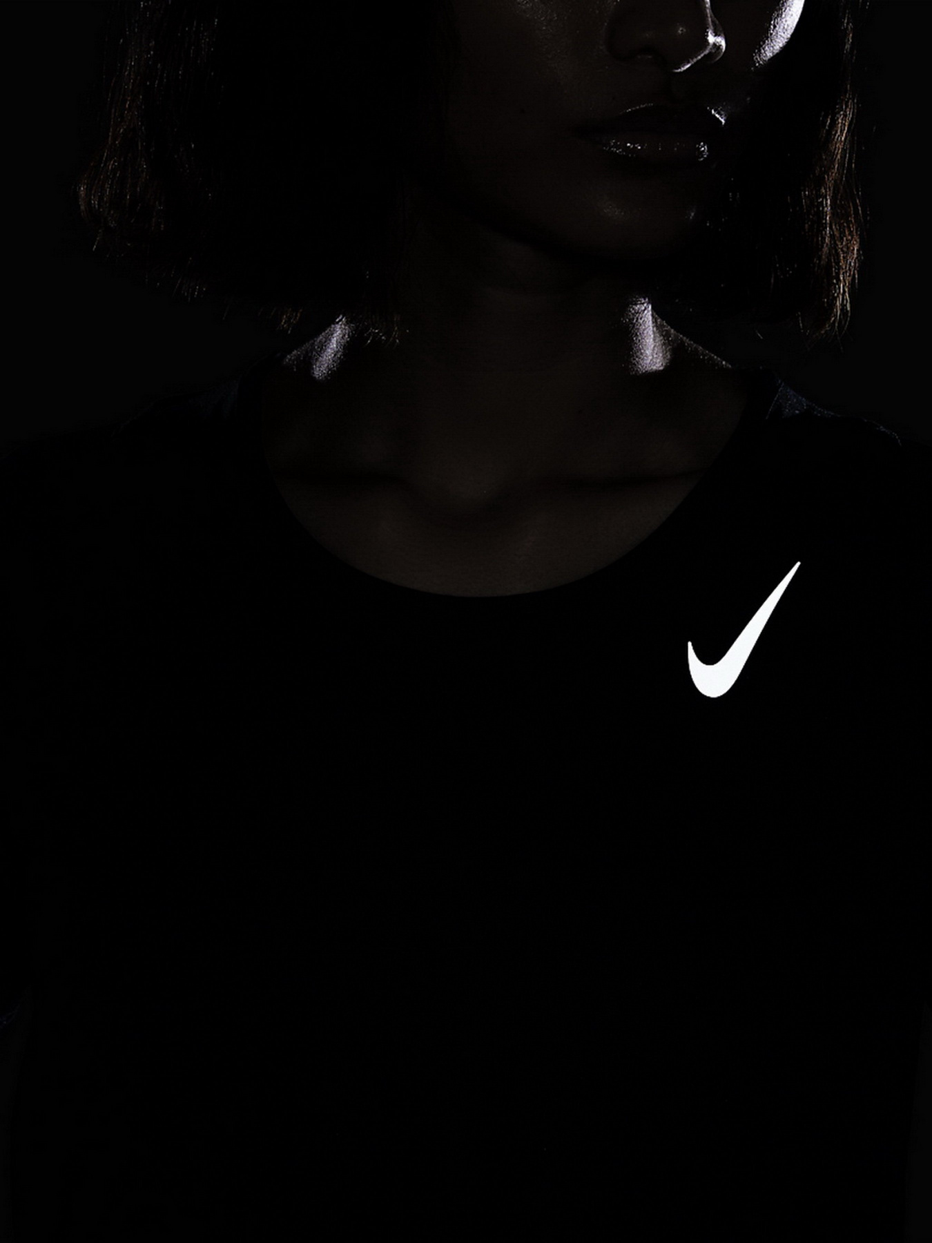 Футболка спортивна NIKE Race Top Ss модель DD5927-010 Фото