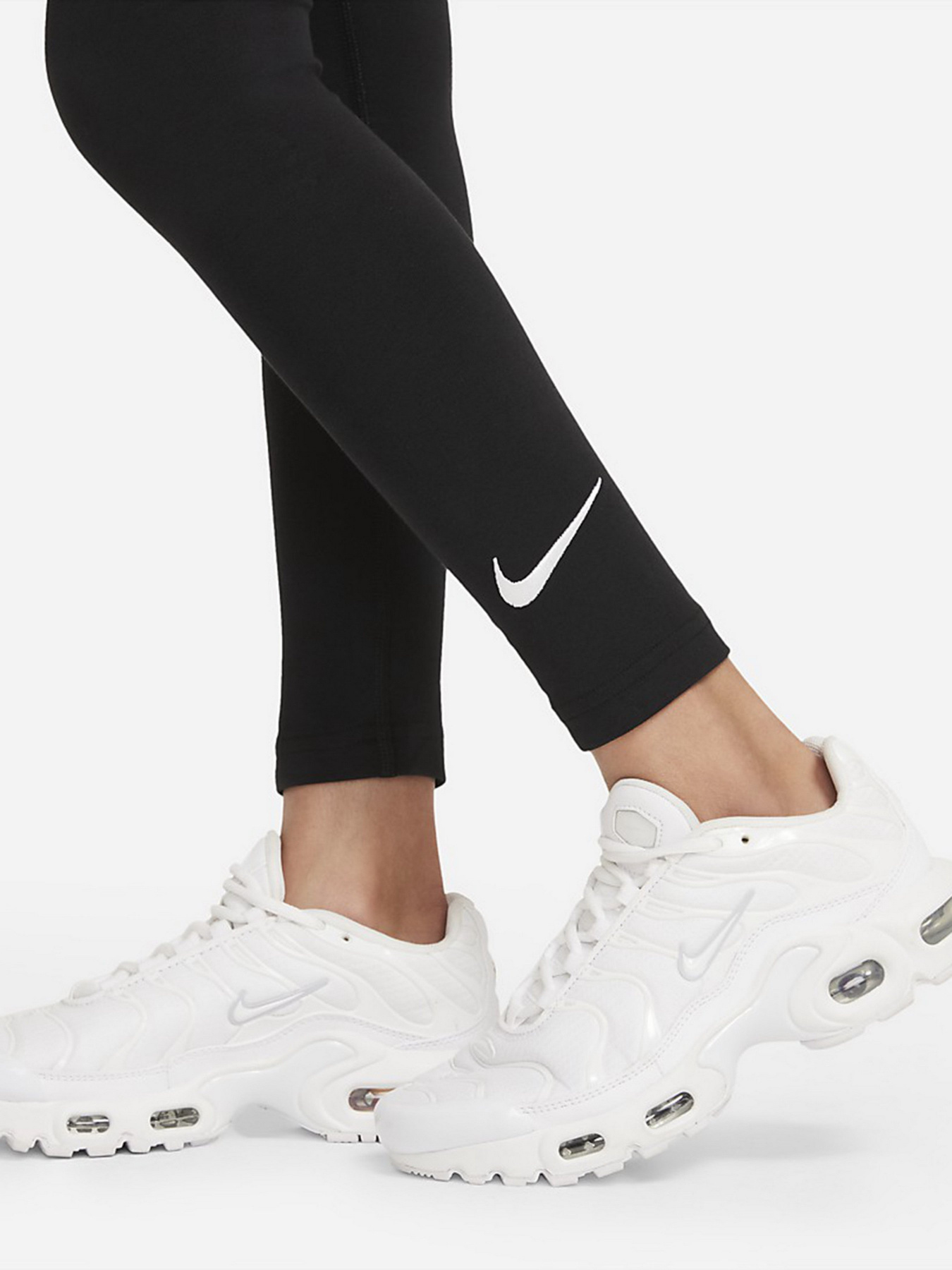 Леггинсы спортивные NIKE Sportswear Favourites модель DD6482-010 Фото