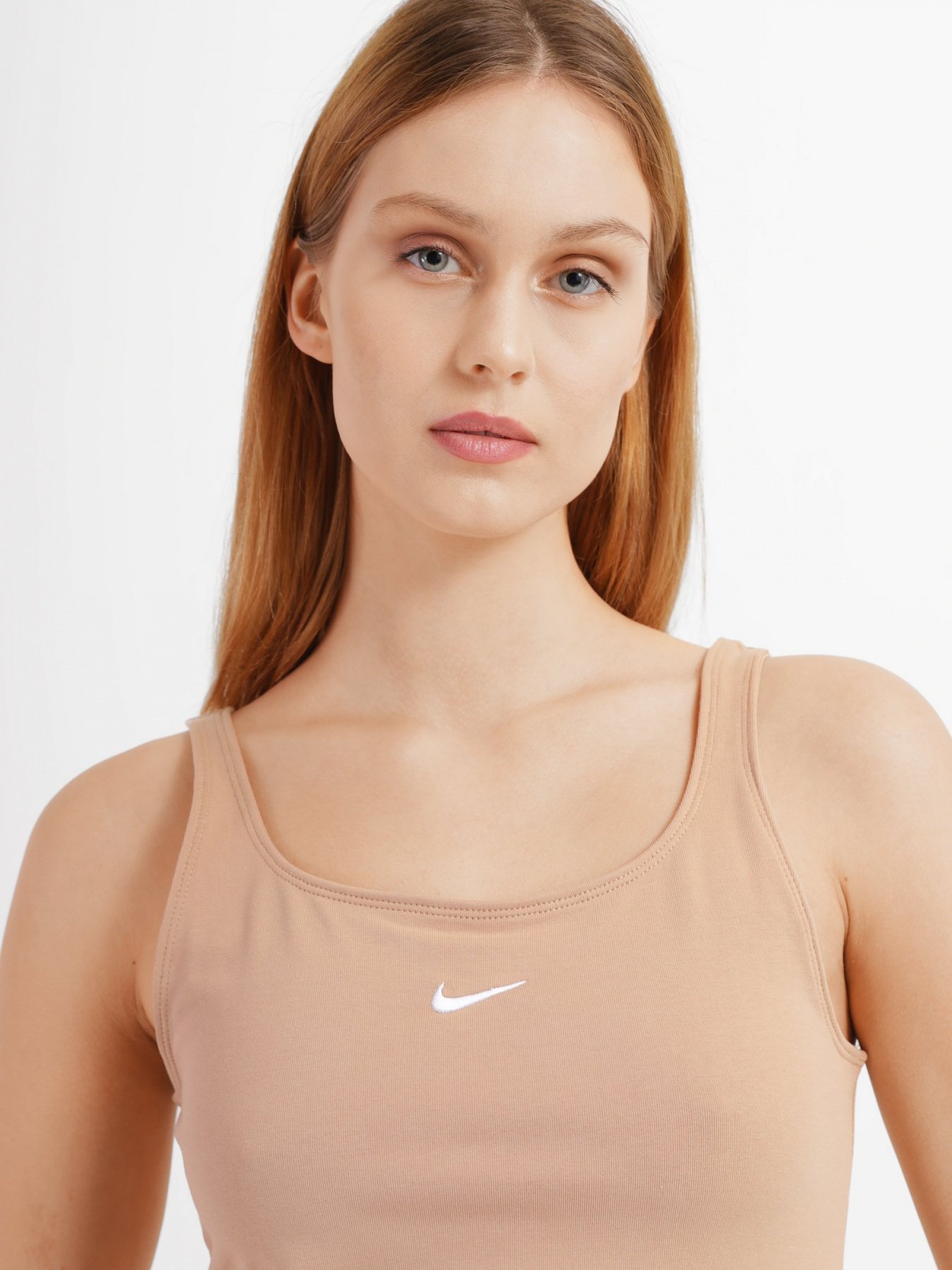 Майка NIKE Sportswear Essential Cami модель DH1345-200 Фото